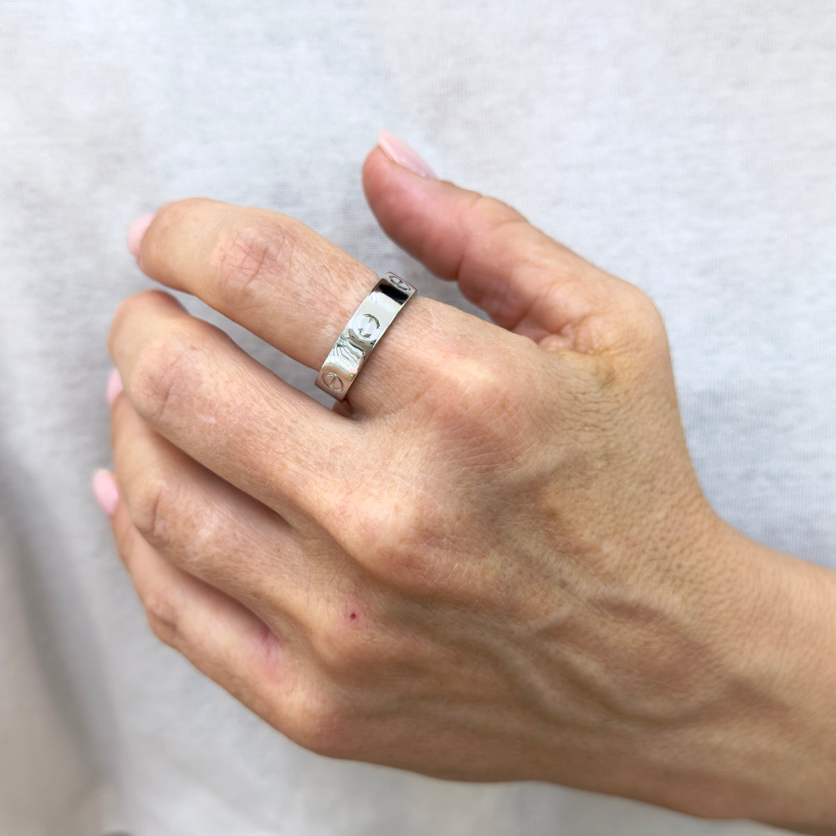 Men’s Cartier Love Classic Model 18K White Gold 5.5mm Wedding Band Ring