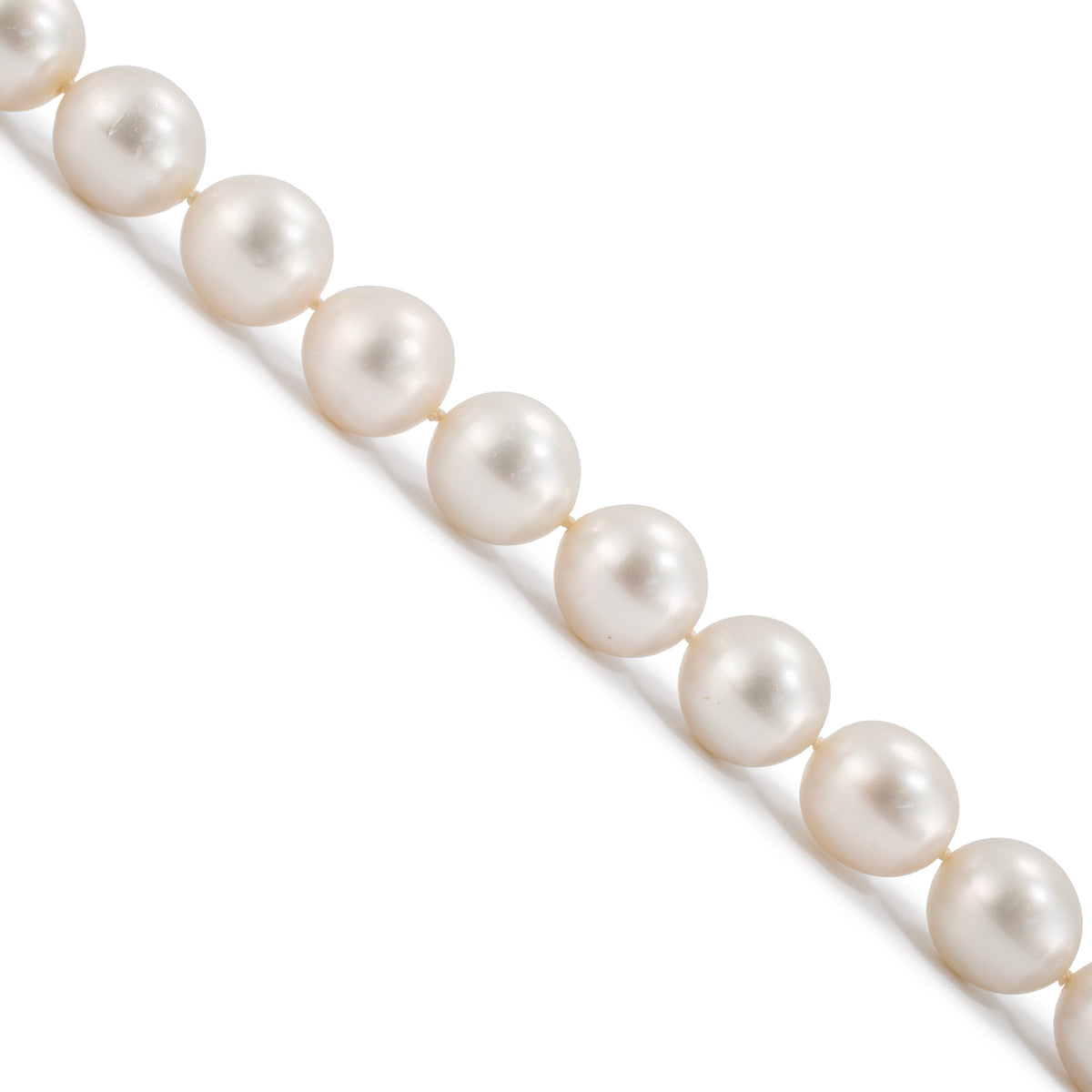 14K White Gold Graduated White Sea Pearl Strand Bead Chain Necklace