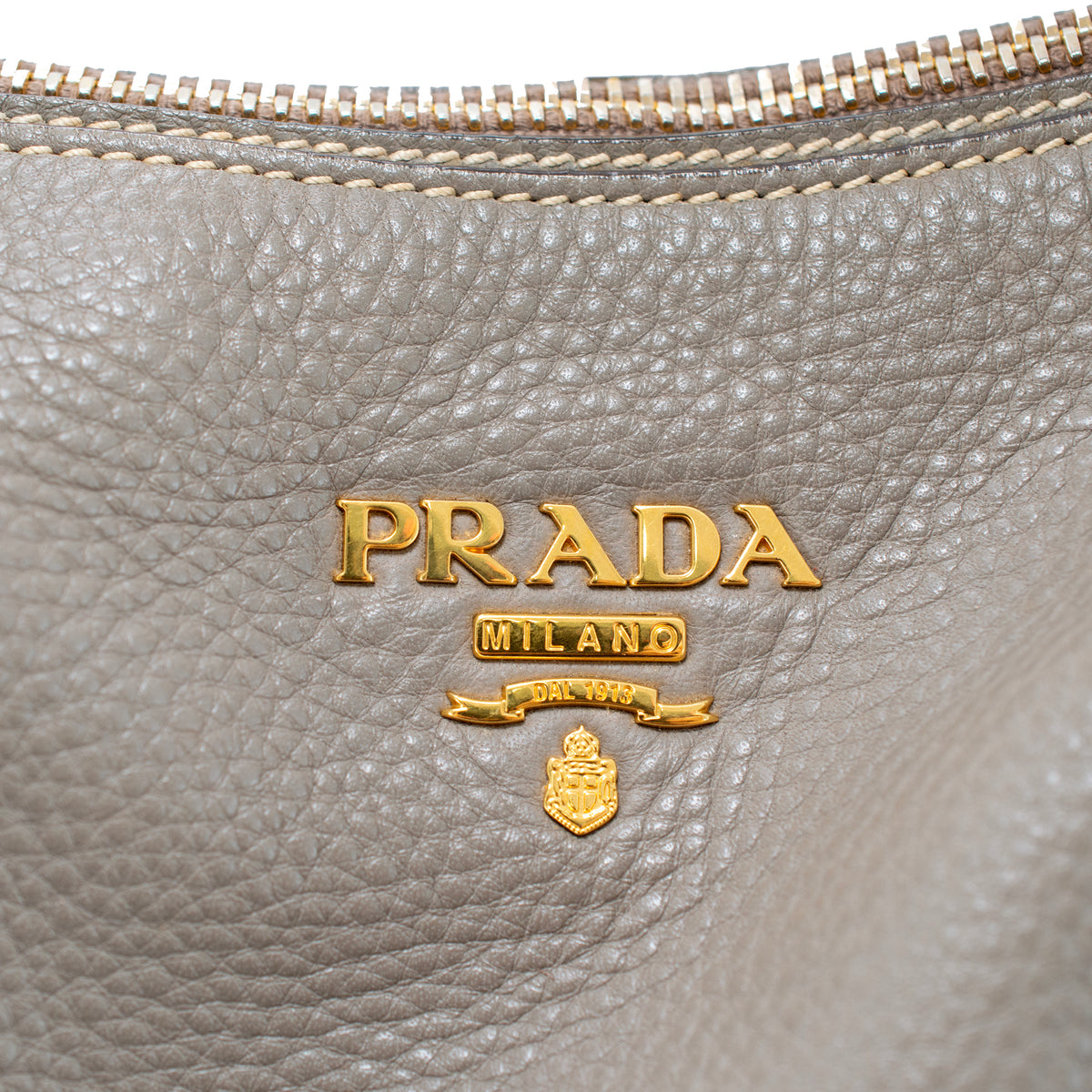 Prada Vitello Daino Sacca Manici Convertible Pebbled Leather Gray Tote Bag