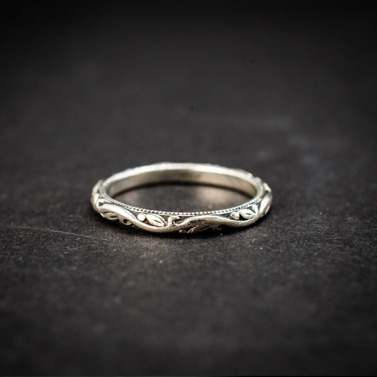 James Avery Renaissance Sterling Silver Band Ring 2.38g 8½" 462793 available at DJP Jewelers & Luxury Buyers