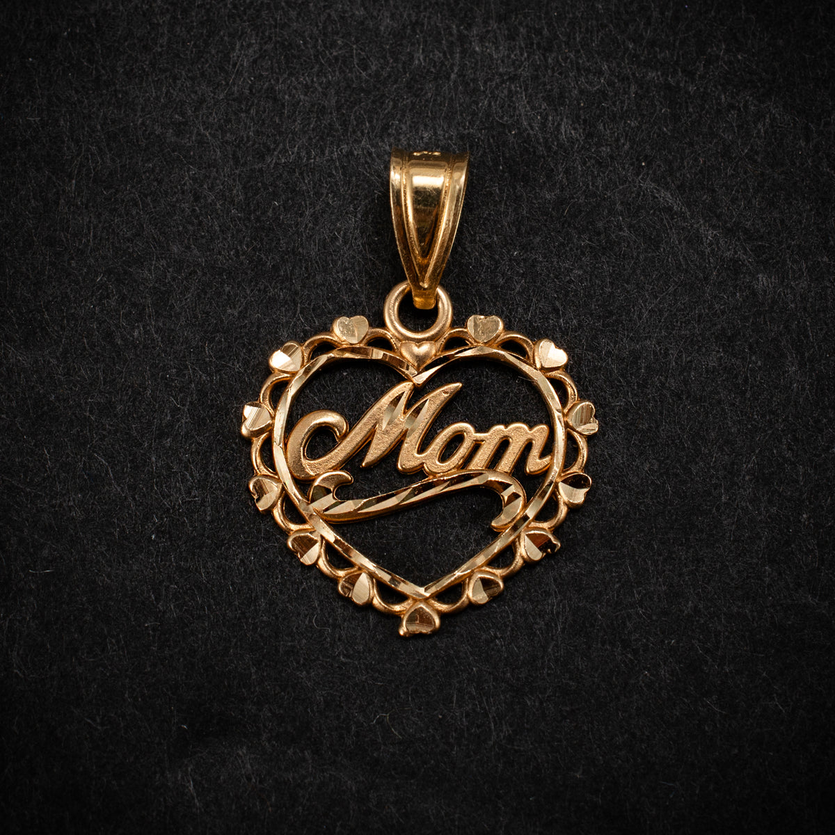 Vintage 14K Yellow Gold "Mom" Charm Pendant 0.91g ½" 462807 available at DJP Jewelers & Luxury Buyers