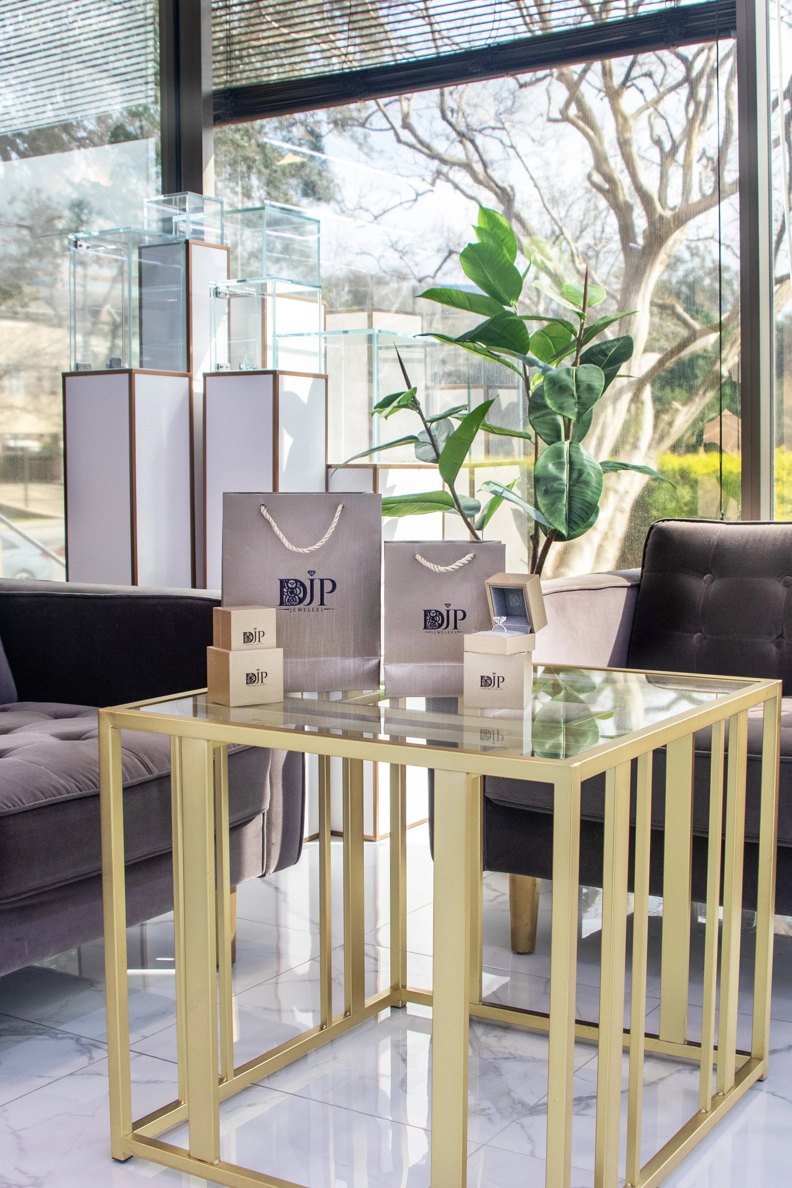 Luxury interior of DJP Jewelers & Luxury Buyers in Houston, The Woodlands, Sugar Land and Austin- across Texas - a modern showroom and marketplace for buying, selling, and servicing fine jewelry, watches, and designer items.
