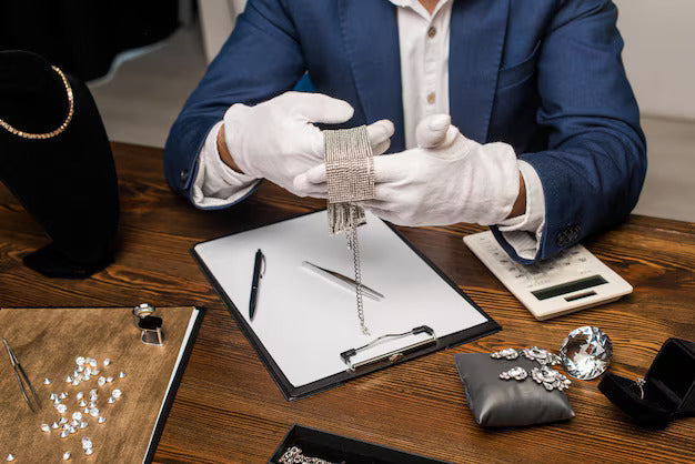 Appraisal vs. Selling Price: What's the Difference?