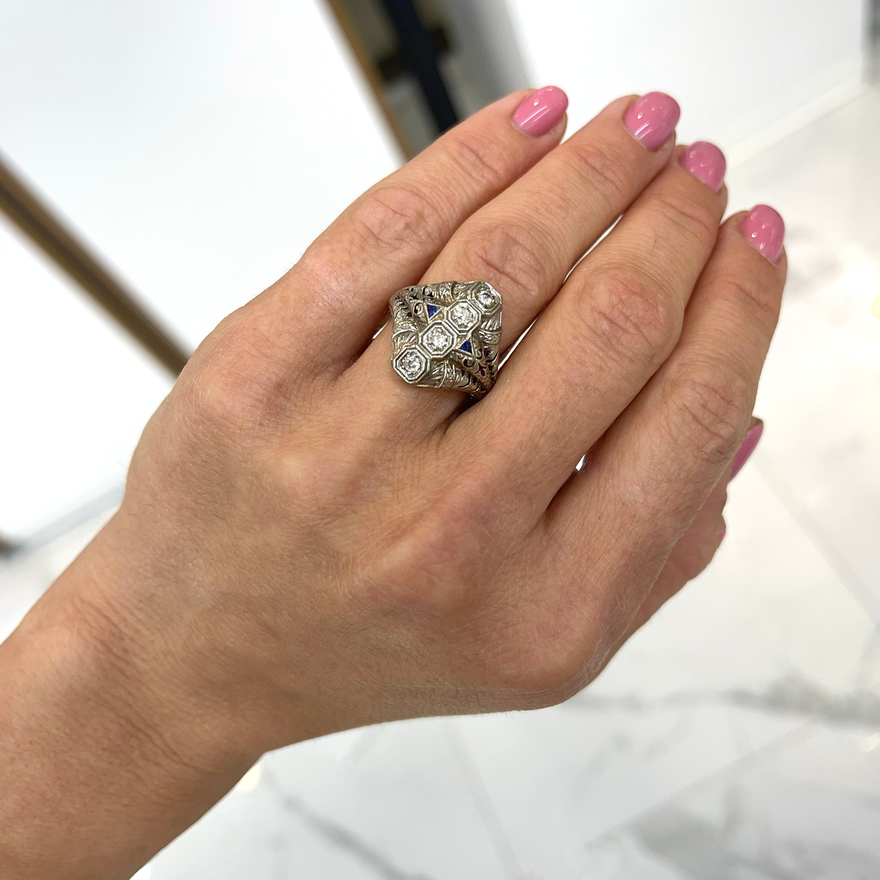 Antique Art Deco Filigreed 18K White Gold Four Diamond Sapphire Cocktail Ring