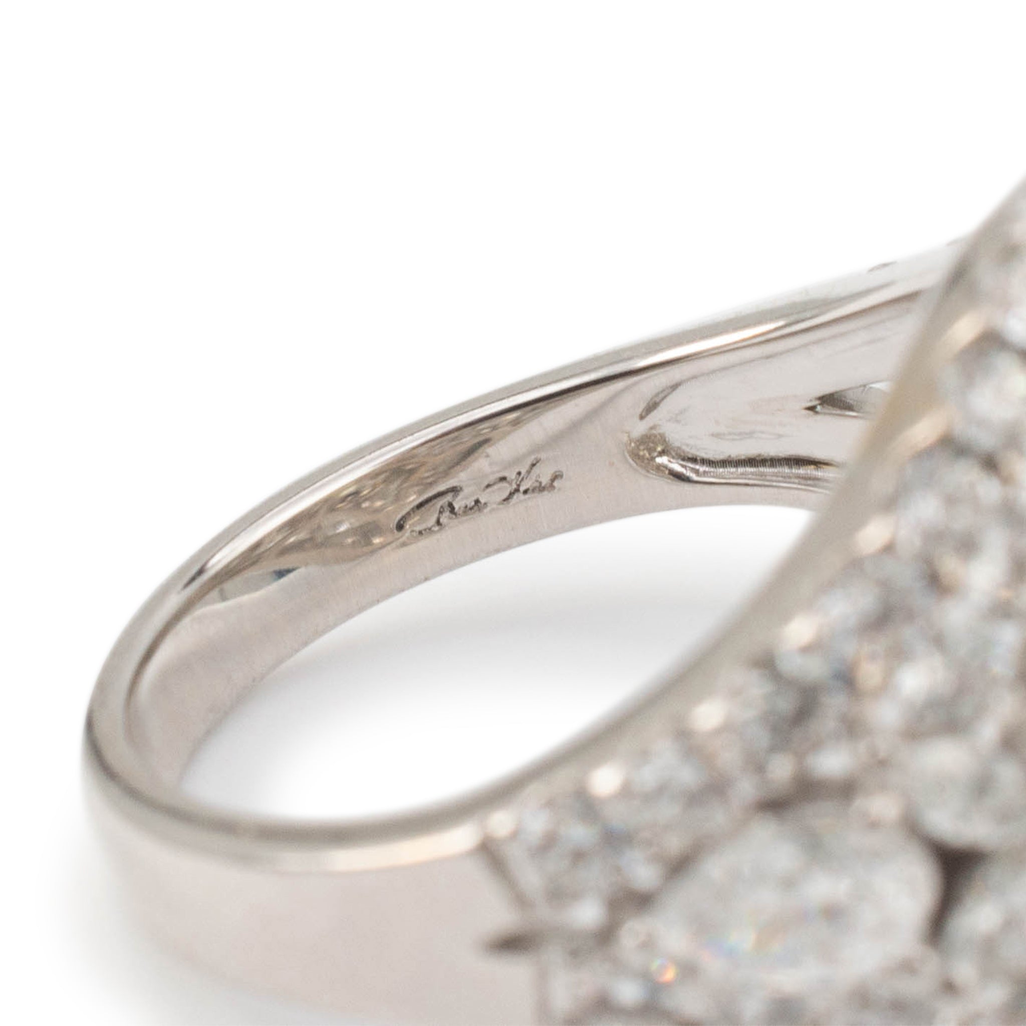 Ladies 18K White Gold GIA Certified Fancy Vivid Green-Yellow Cocktail Ring