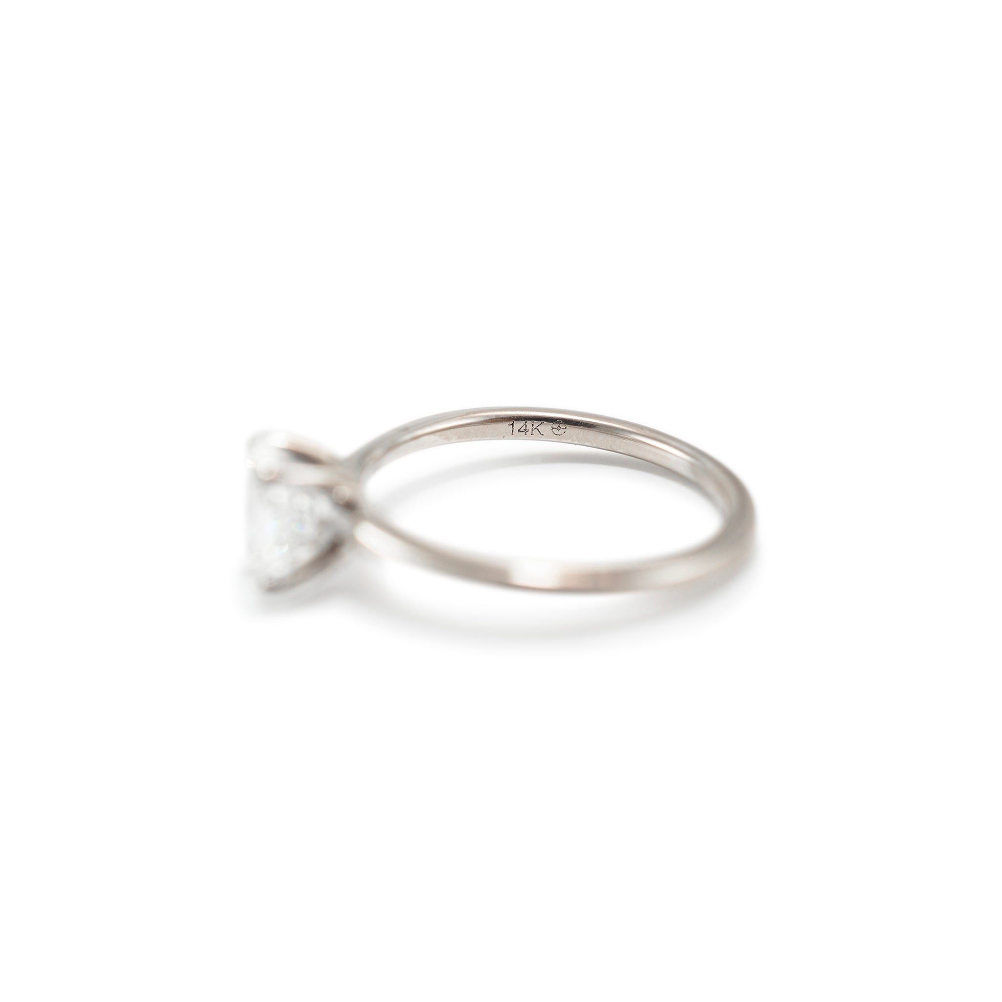 Ladies 14K White Gold Solitaire IGI Oval 1.04ct D SI1 Lab Grown Diamond Engagement Ring