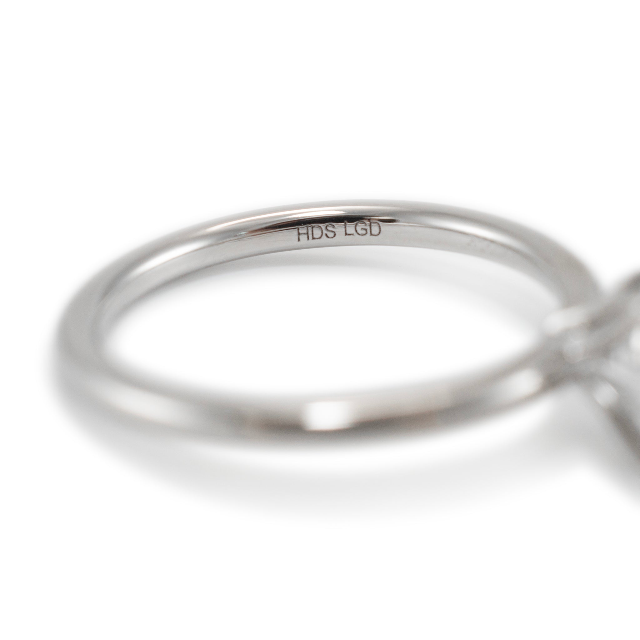 Ladies 14K White Gold IGI Oval 1.50ct Lab Grown Diamond Solitaire Engagement Ring