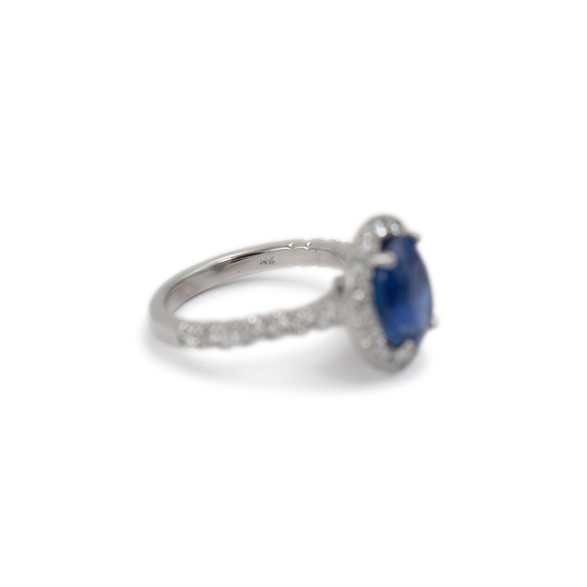 14K White Gold AGL Ceylon 3.54ct Oval Sapphire Halo Diamond Cocktail Ring
