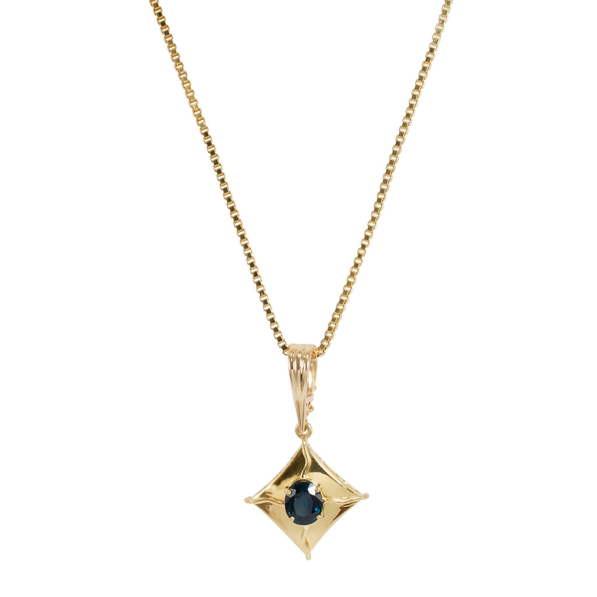 Vintage 18K Yellow Gold Blue Sapphire Triangular Star Pendant Necklace