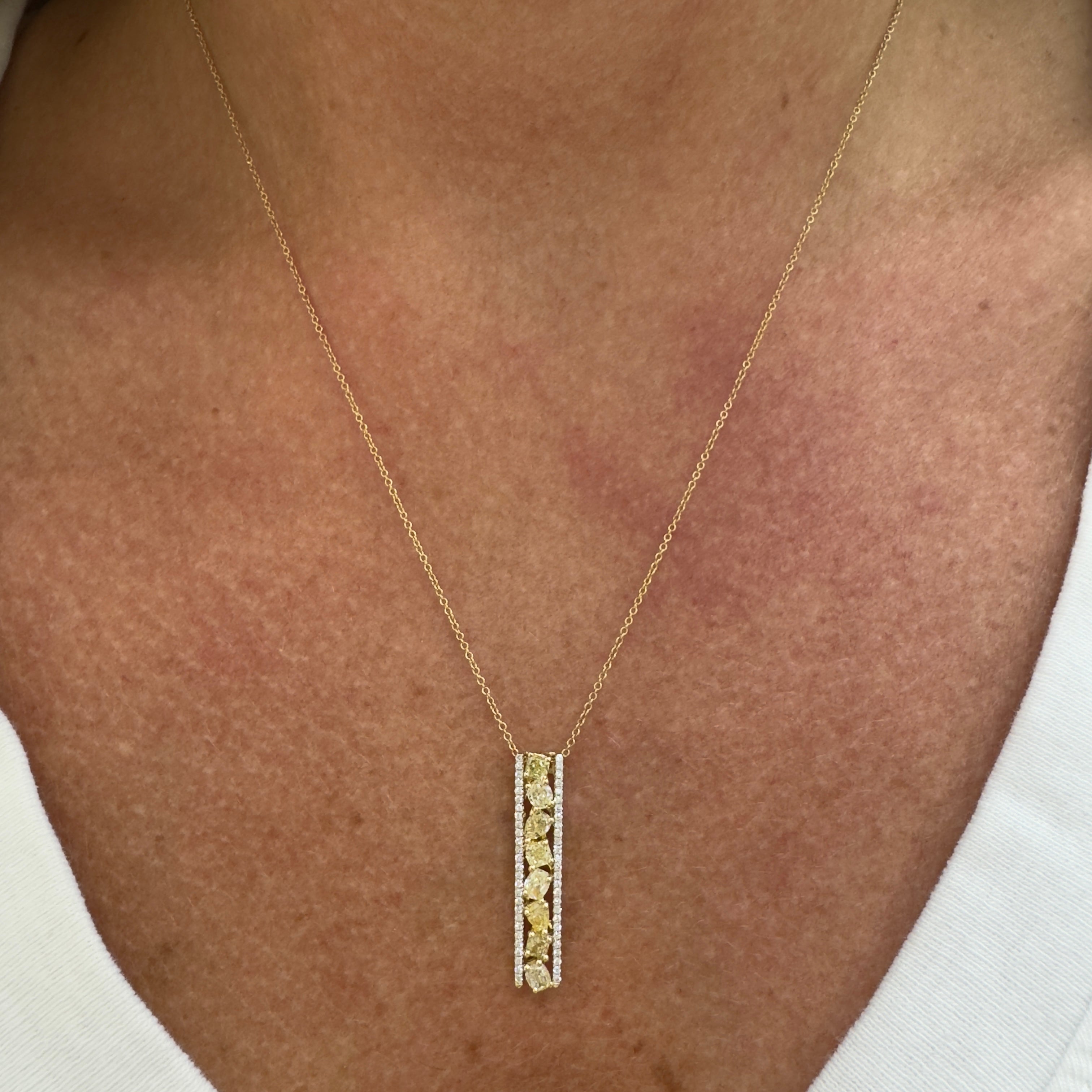 Ladies 14K Yellow Gold 1.48ct Two Tone Yellow White Diamond Pendant Necklace