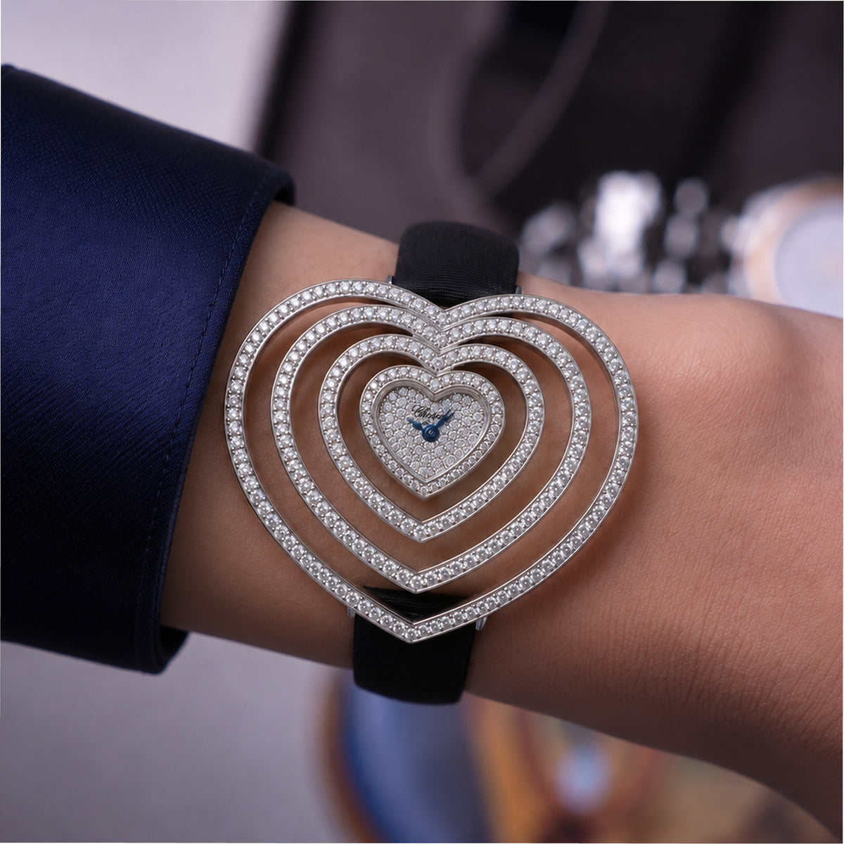 Ladies Chopard Heart Shaped Diamond 13/7172-20 48MM 18K White Gold Watch