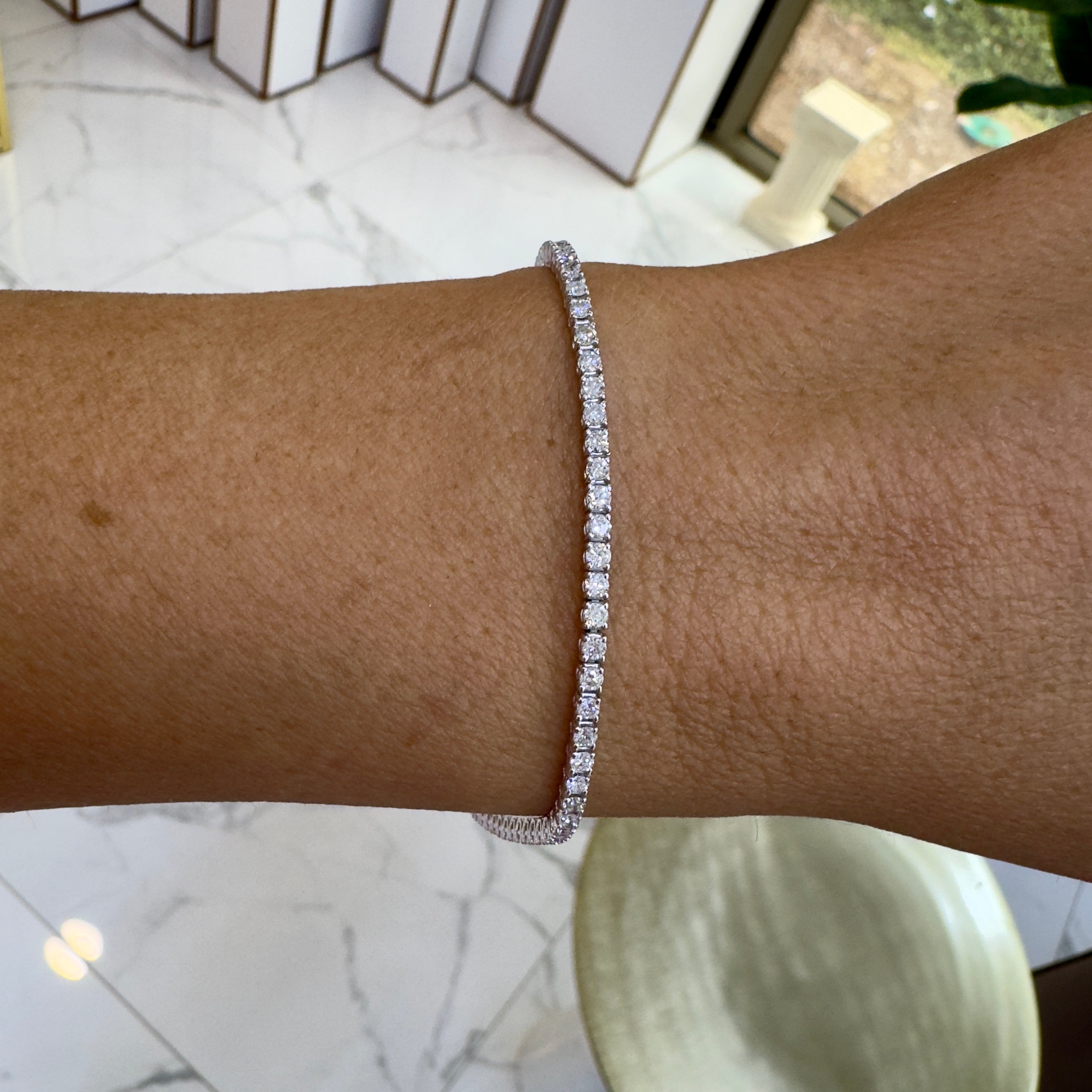 14K White Gold 4-Prong 2.51ct Diamond Tennis Bracelet