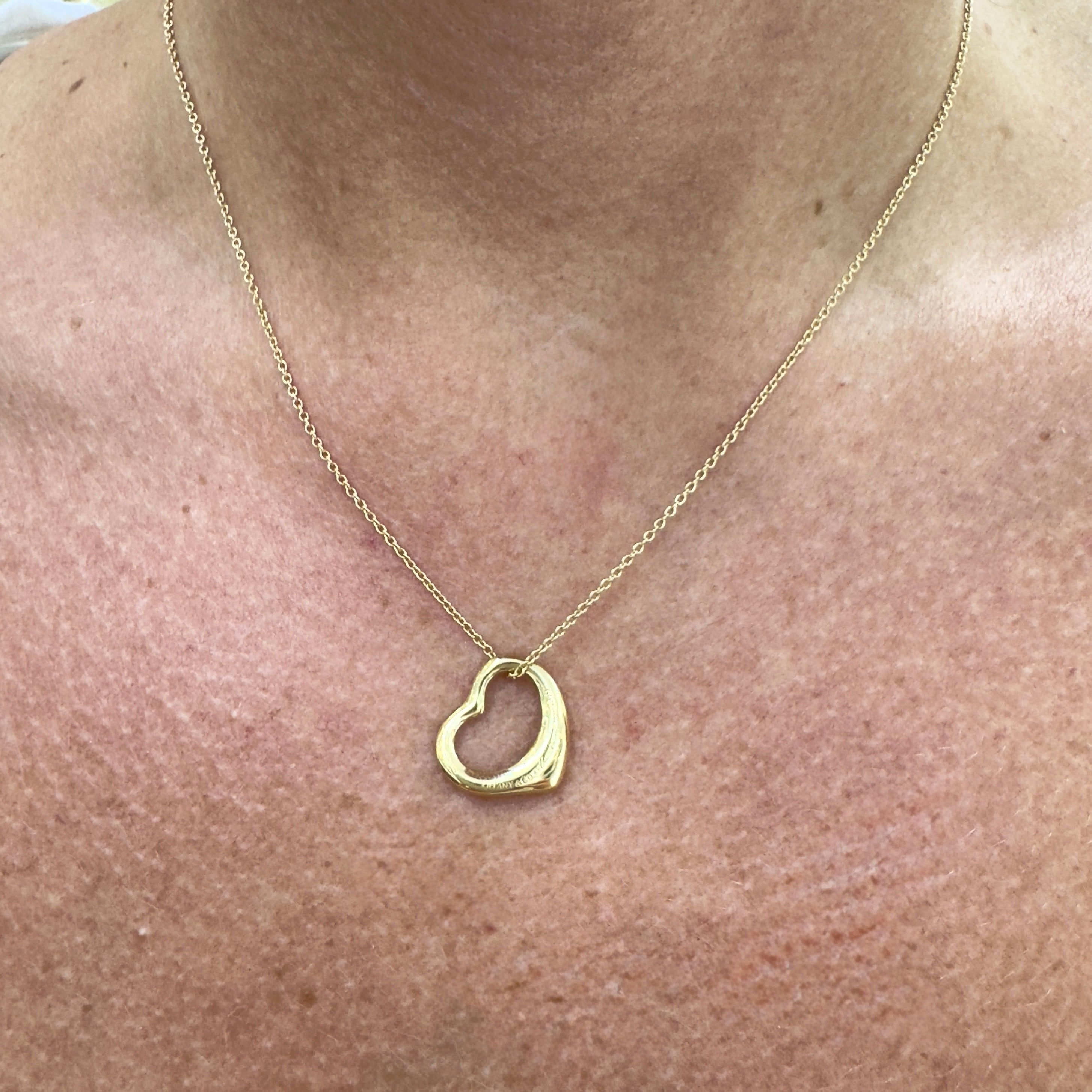 Tiffany & Co. Elsa Peretti 18K Yellow Gold 16MM Open Heart Pendant Necklace