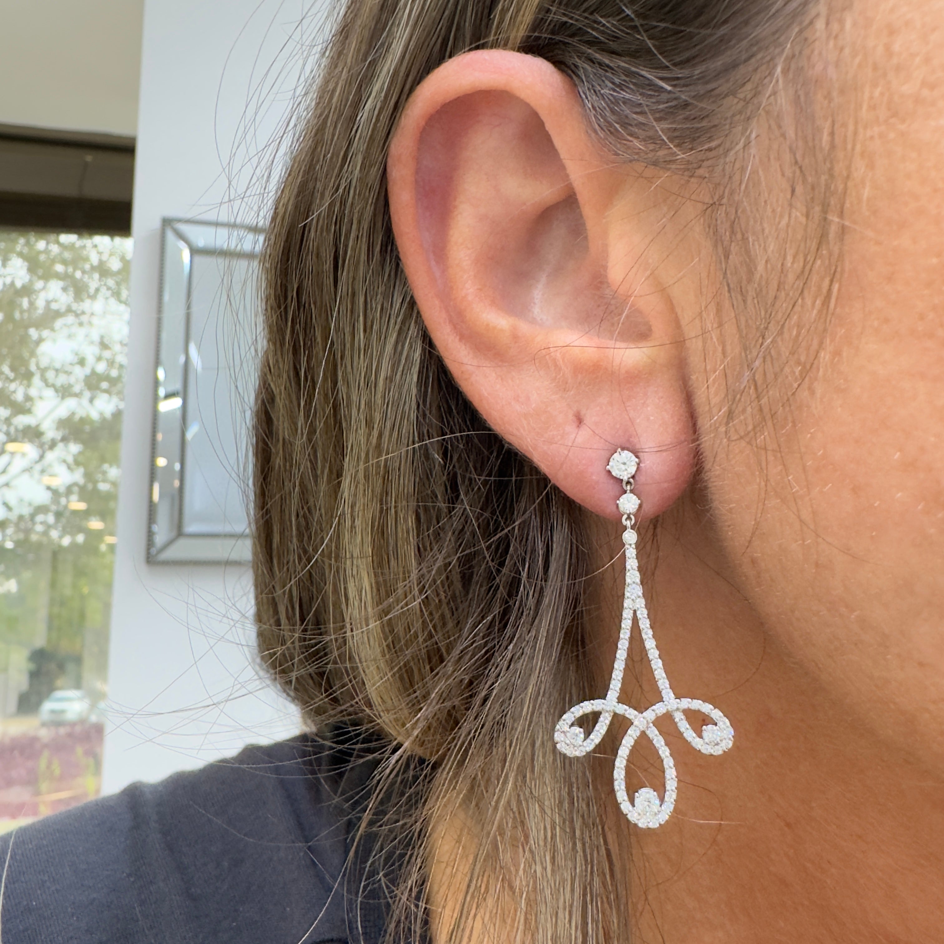 Tiffany & Co. Enchant Scroll 950 Platinum Diamond Chandelier Dangle Earrings