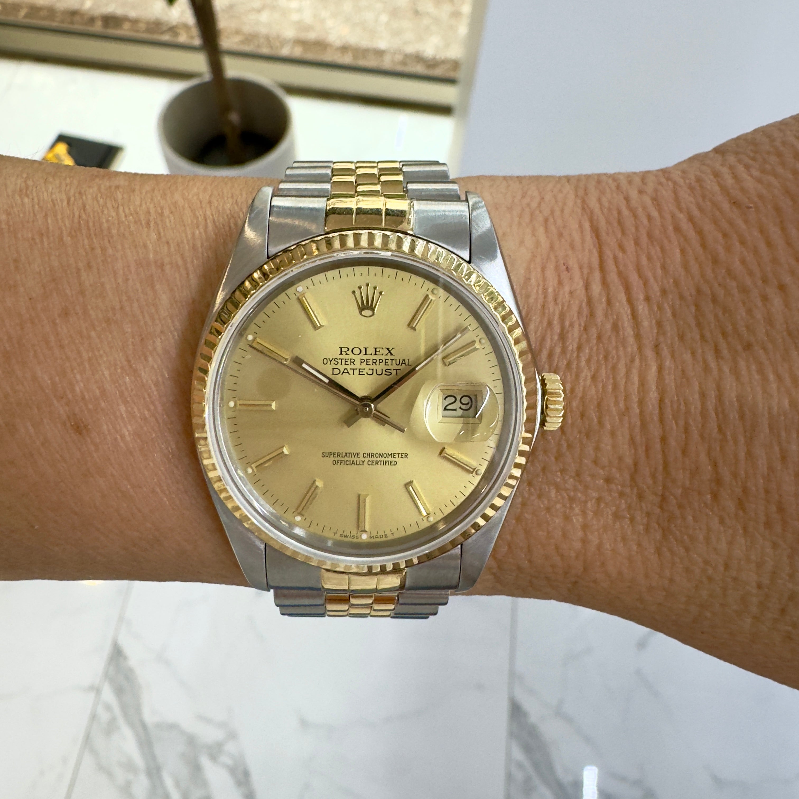 Rolex Datejust 36MM 16013 Gold Dial Jubilee Fluted 18K Yellow Gold Steel Watch