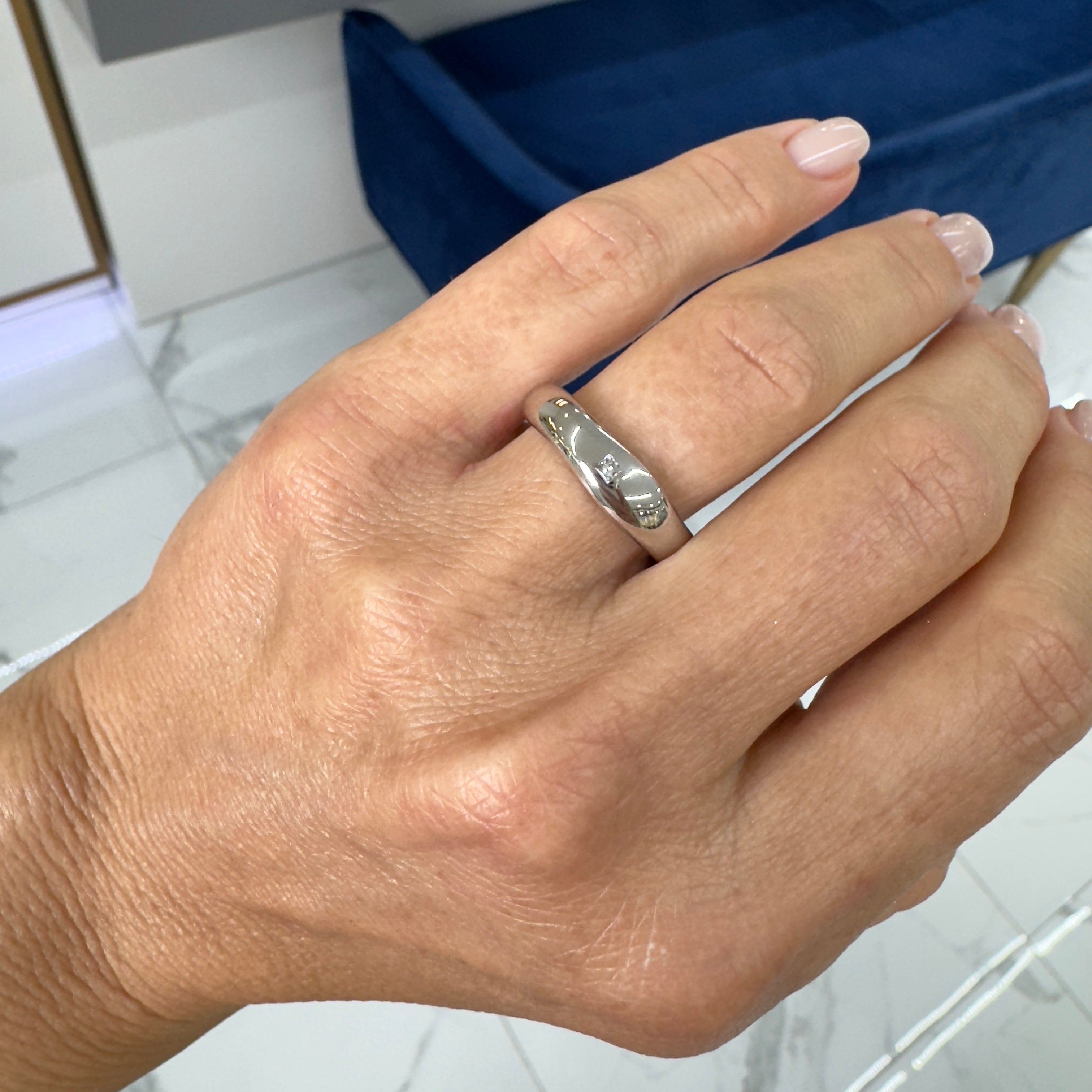 H. Stern Constance Collection 18K Noble Gold Princess Cut Diamond Band Ring