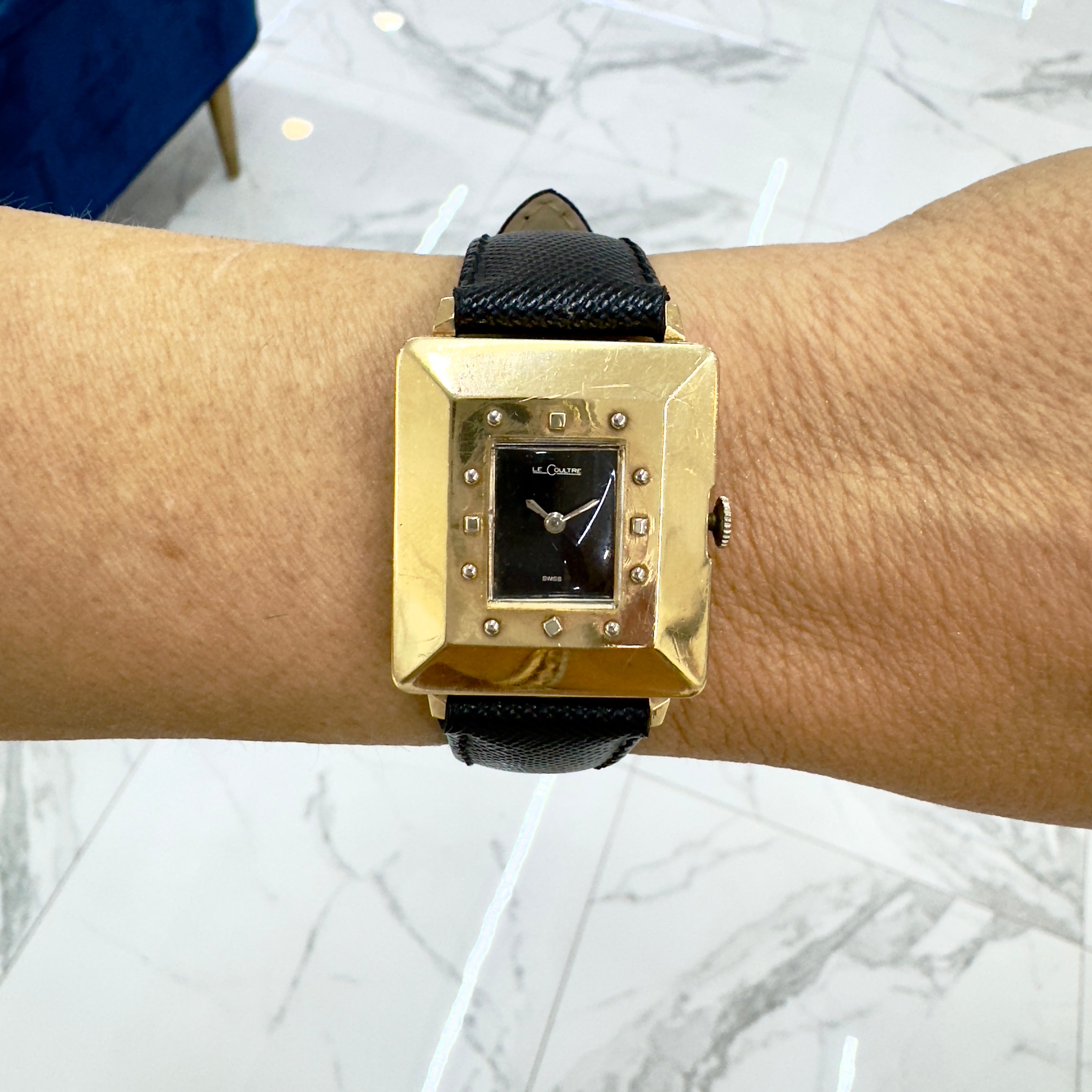 Antique Art Deco Le Coultre 32MM 14K Yellow Gold Manual Winding Watch