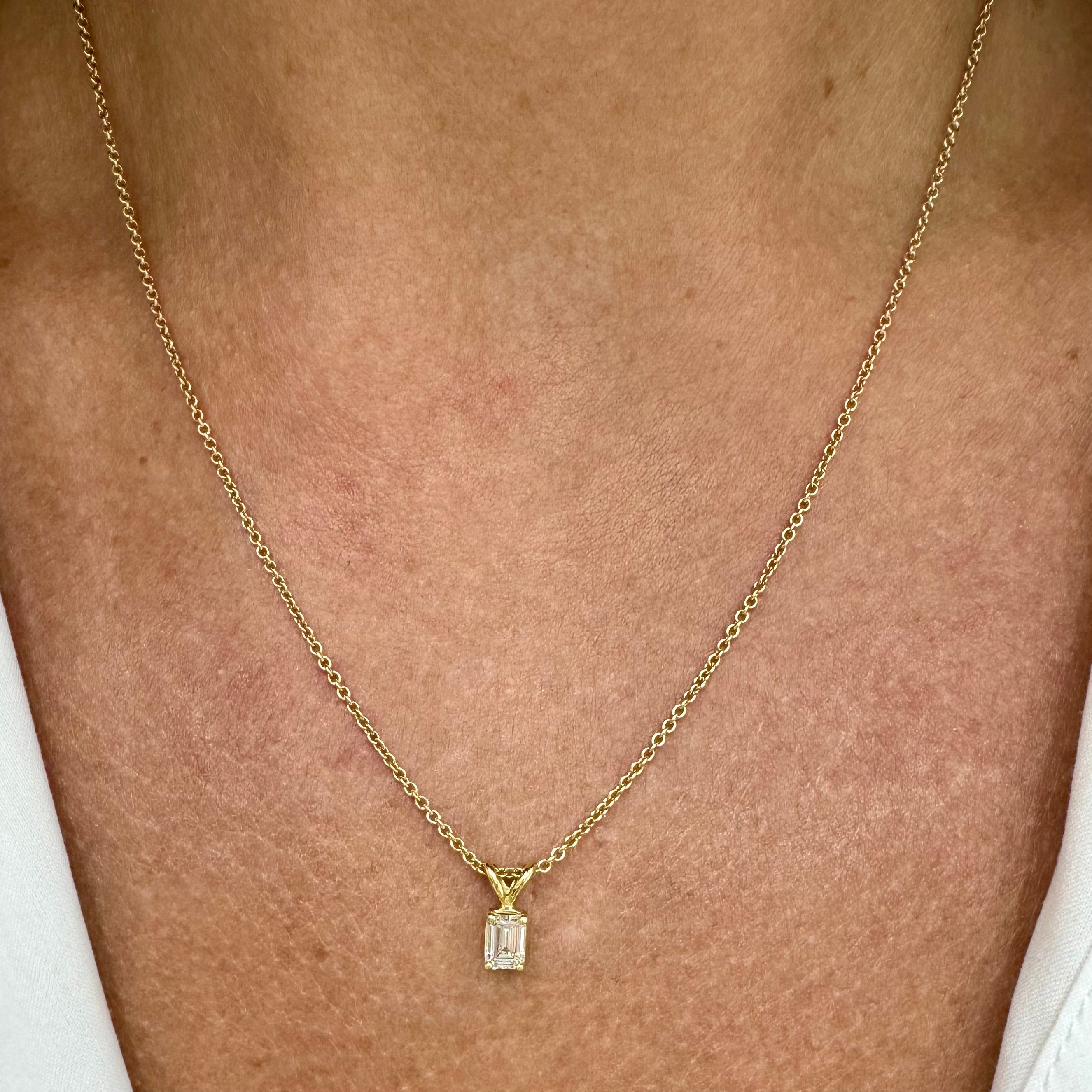 Ladies 18K Yellow Gold GIA 0.50ct Emerald Cut 4 Prong Solitaire Pendant Necklace