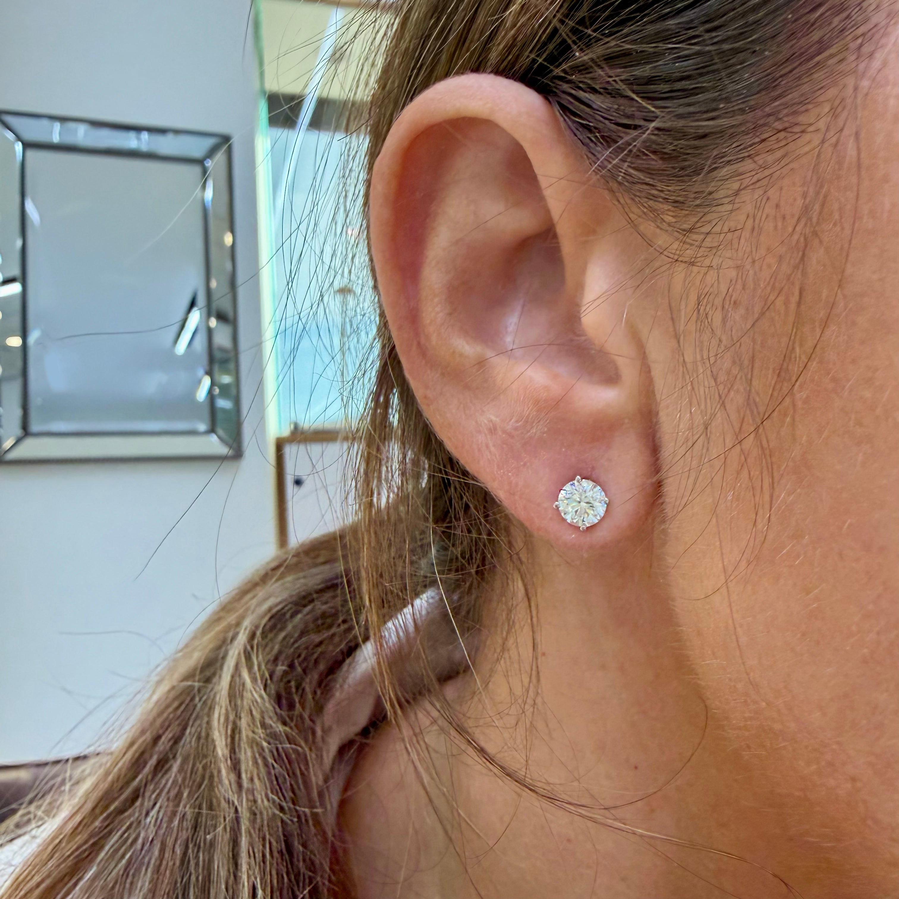 Unisex 14K White Gold 4 Prong Push Back 1.60ct Round Diamond Stud Earrings