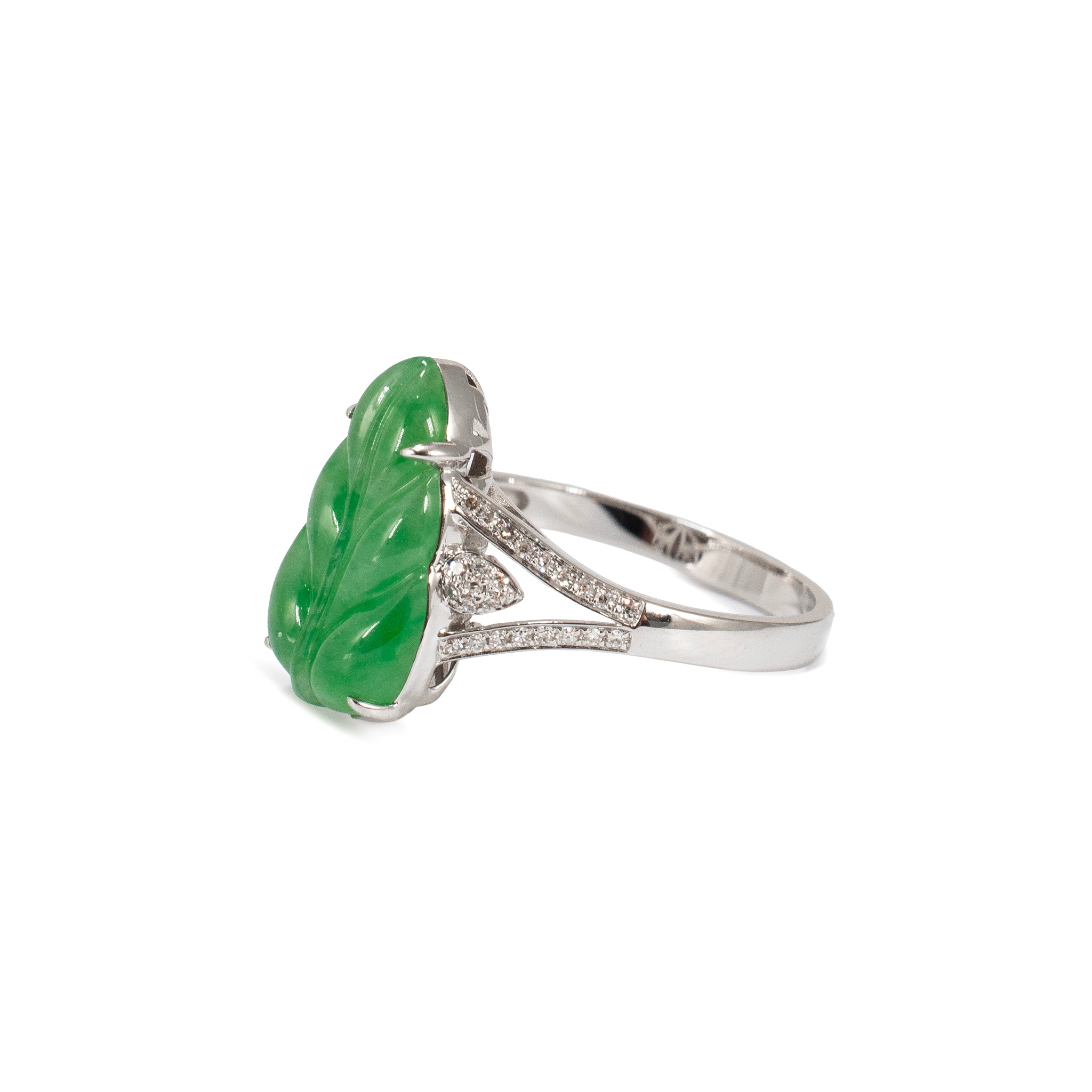 18K White Gold 2.70ct Delicate Green Icy Jadeite Jade Diamond Cocktail Ring