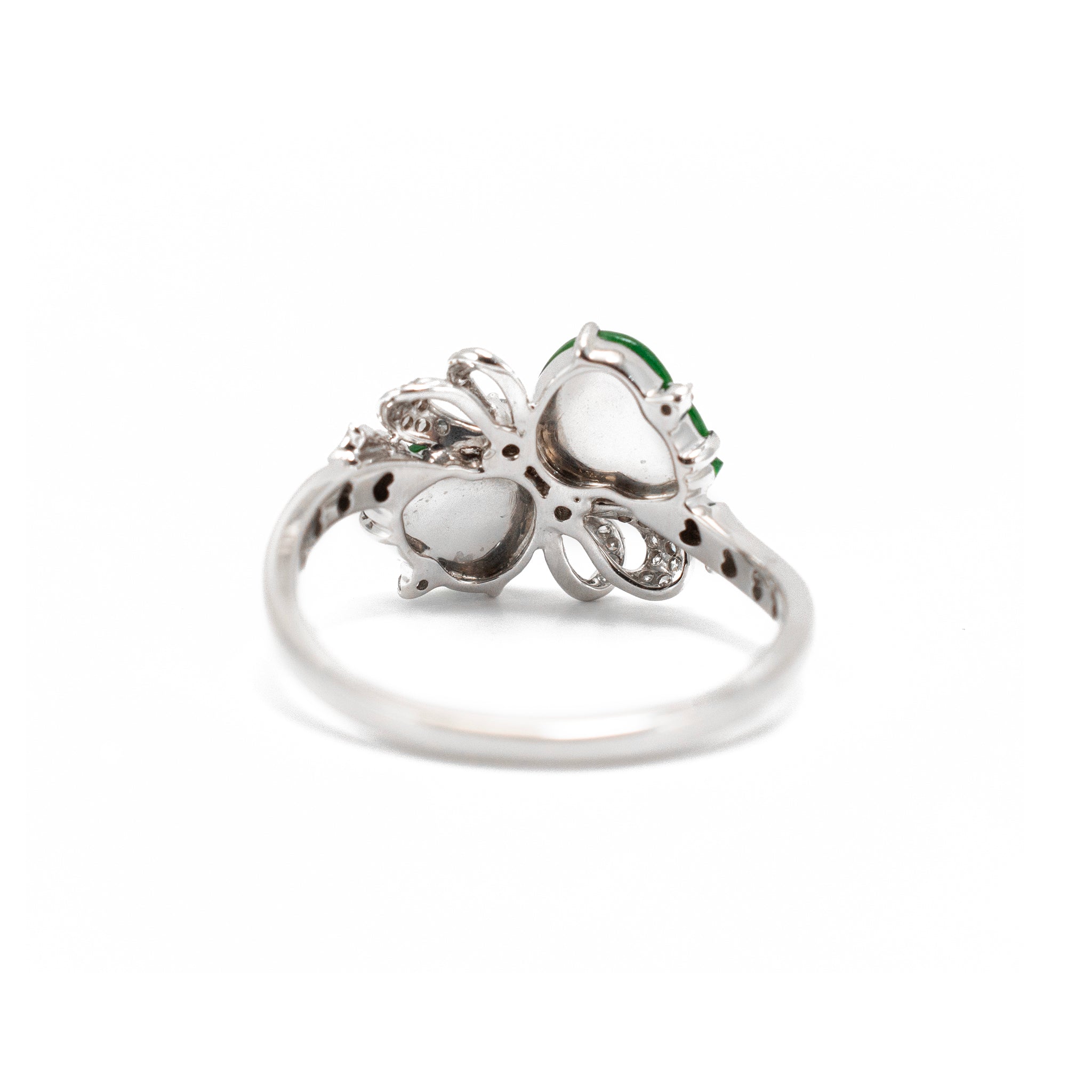 18K White Gold 1.30ct Delicate Green Icy Jadeite Jade Diamond Cocktail Ring
