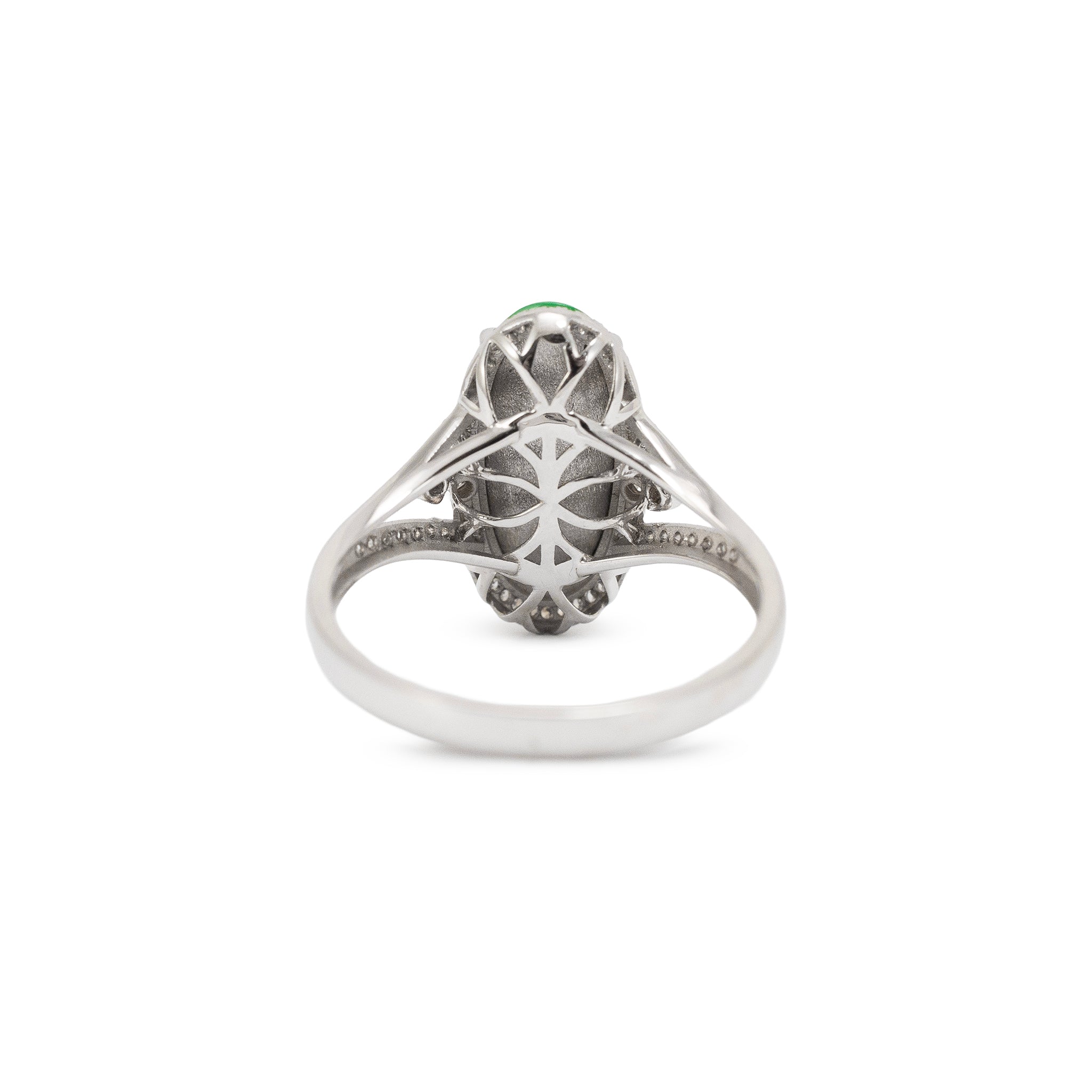 18K White Gold 3.40ct Delicate Green Jadeite Jade Diamond Cocktail Ring