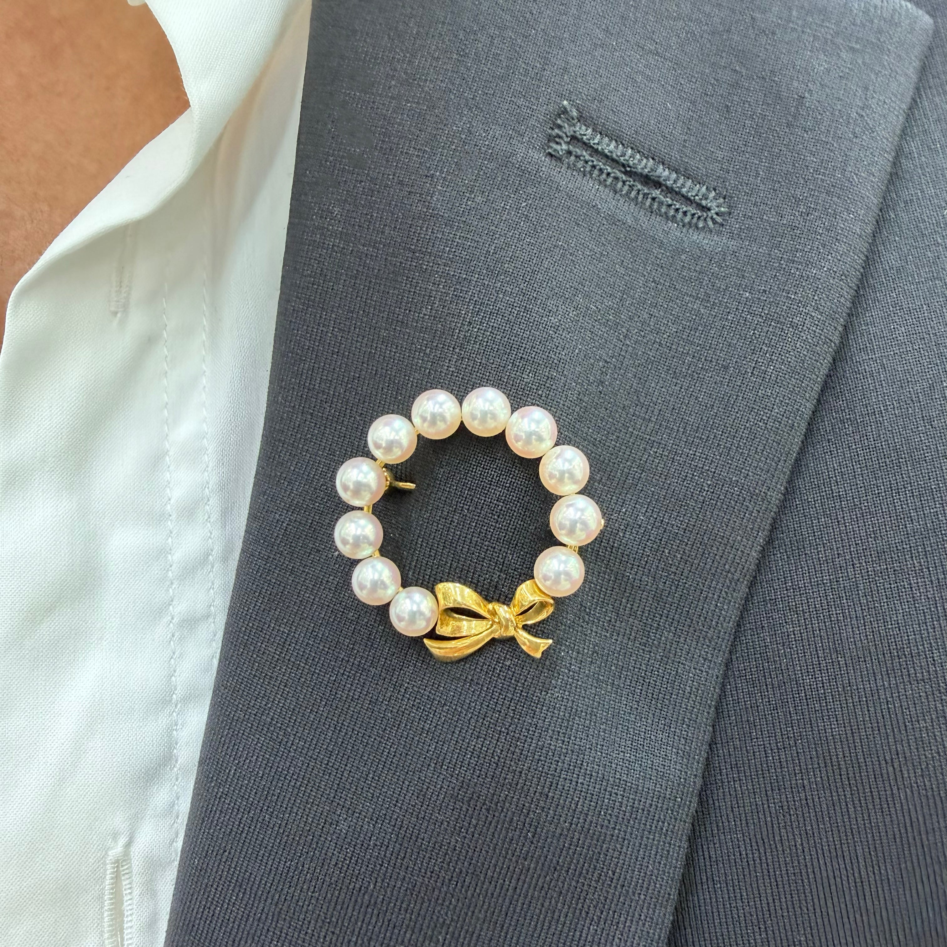 Vintage Mikimoto 18K Yellow Gold Pearl Wreath Brooch