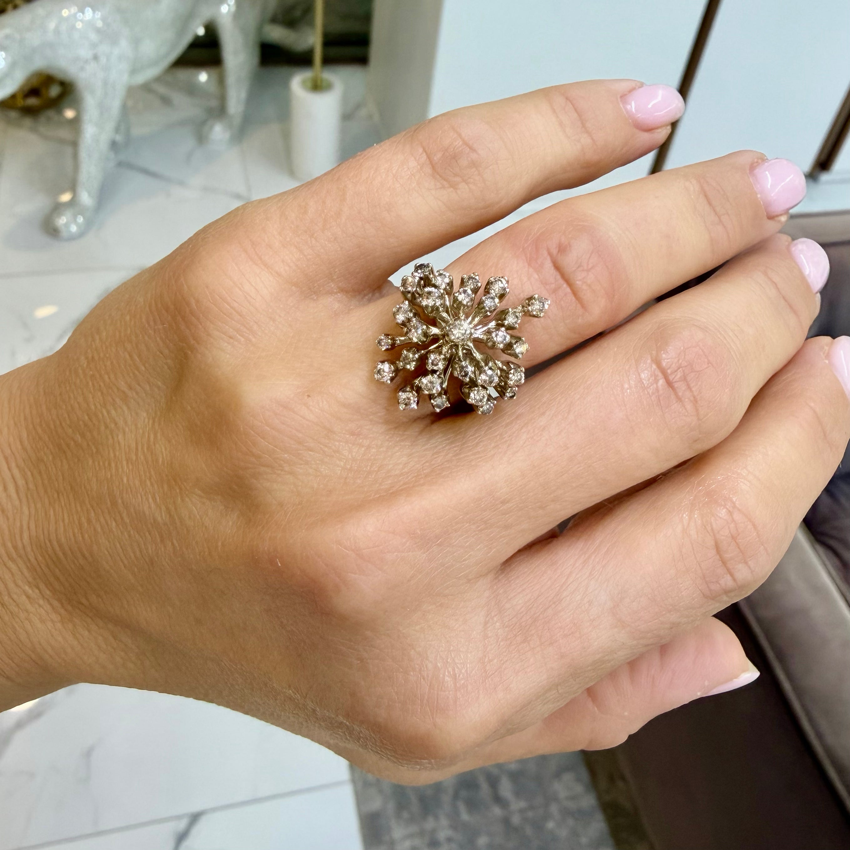 H.Stern Snow Flake 18K Noble Gold 1.23ct Diamond Rose Pink Gold Cocktail Ring