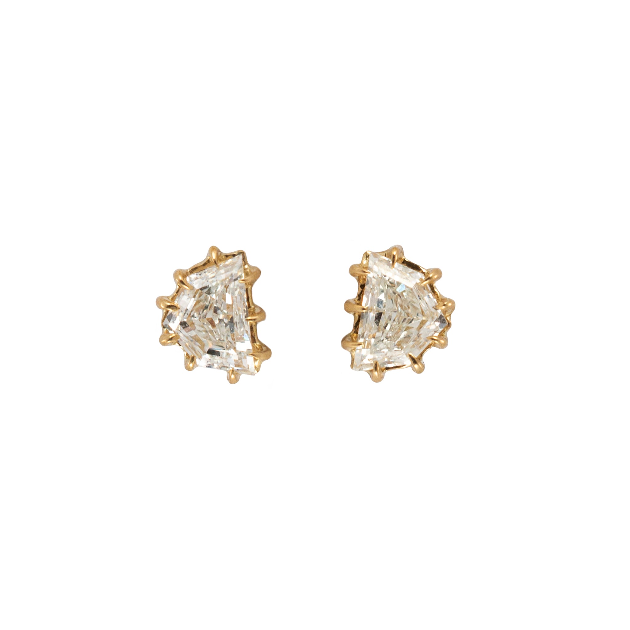 Ladies 14K Yellow Gold 0.53ct Shield Cut Diamond Nine Prongs Stud Earrings
