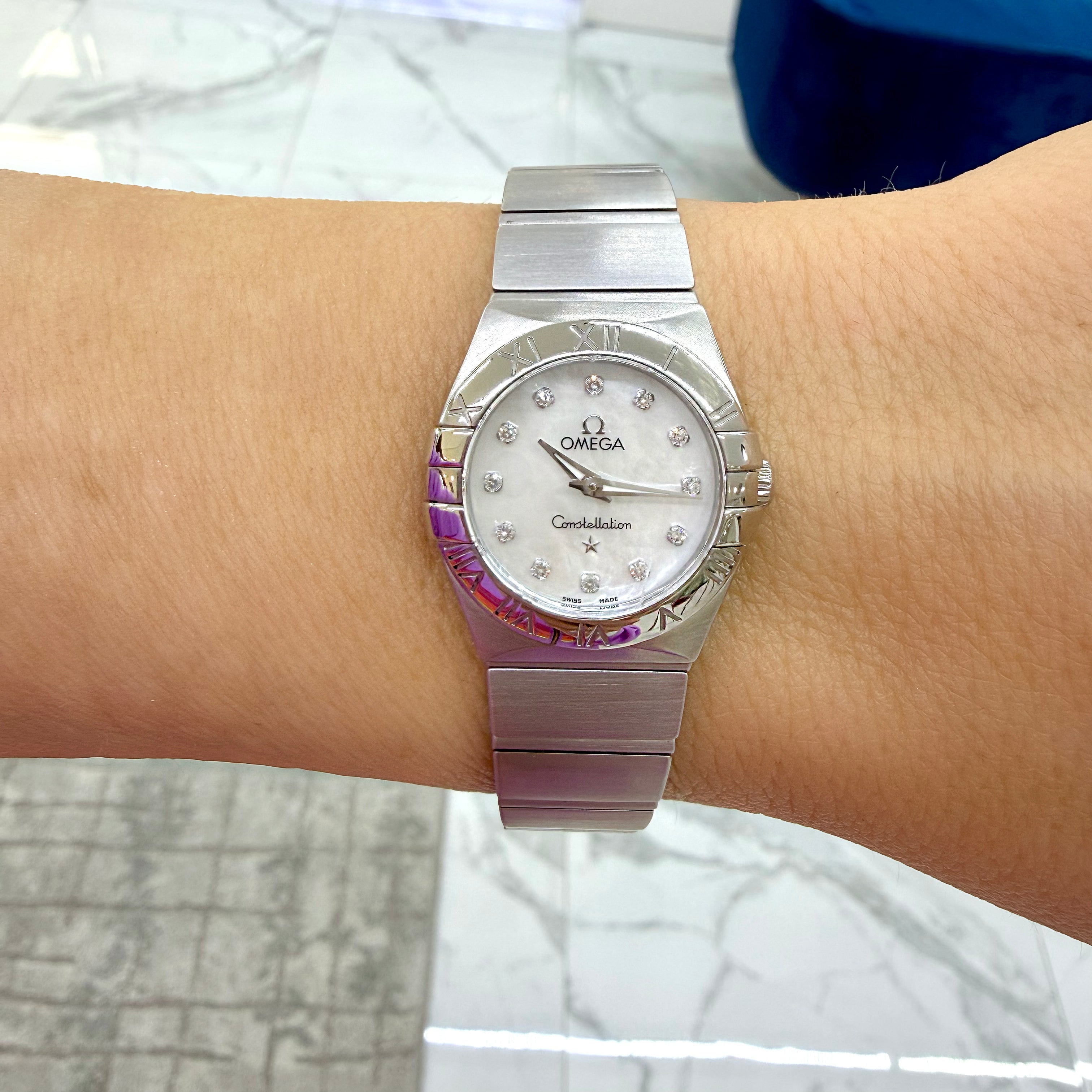 Ladies Omega Constellation 24MM 123.10.24.60.55.001mop Diamond Dial Quartz Watch