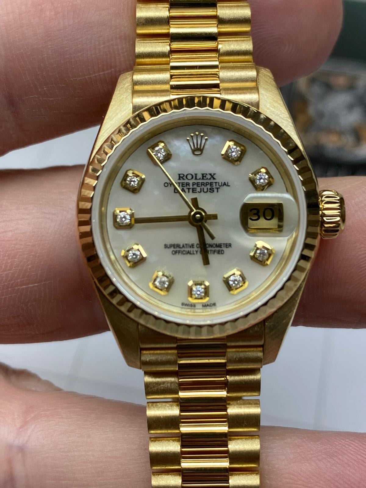 Ladies Rolex Datejust 26MM 69178 Mop Diamond Dial Presidential 18K Gold Watch