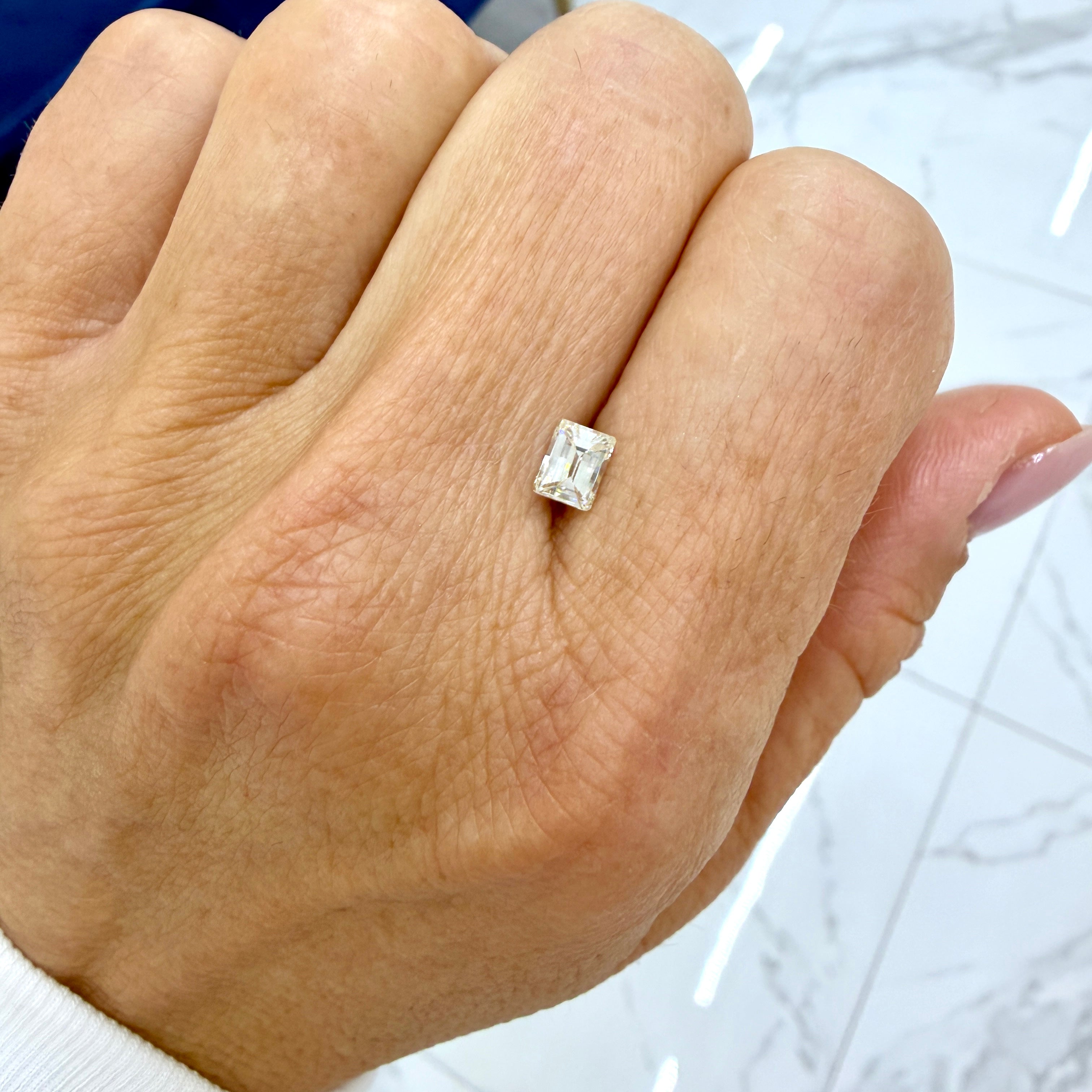 Natural 0.71ct Gia N VVS2 Bent Top Rectangular Emerald Step Cut Loose Diamond