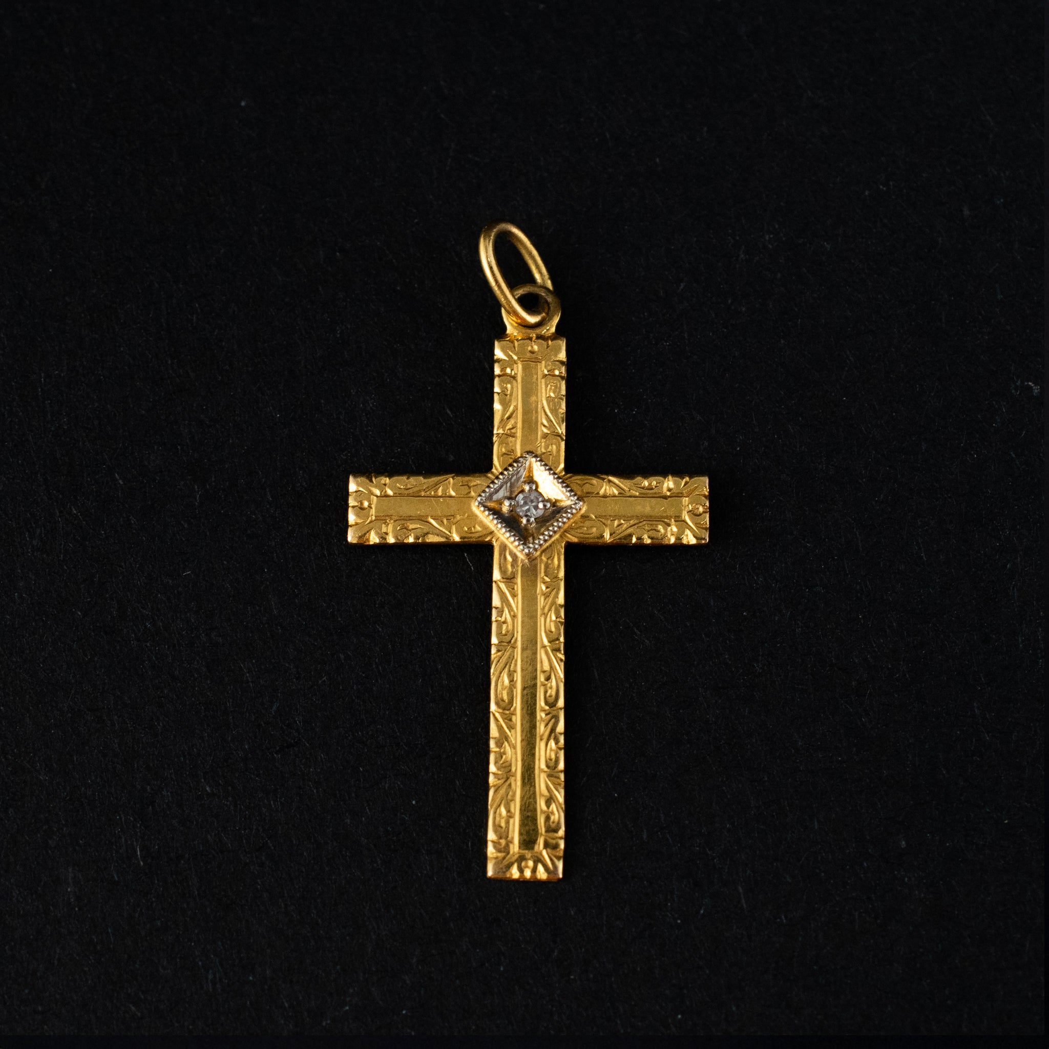Pendant 10K Yellow Charm Vintage 451936 DJP Jewelers & Luxury Buyers
