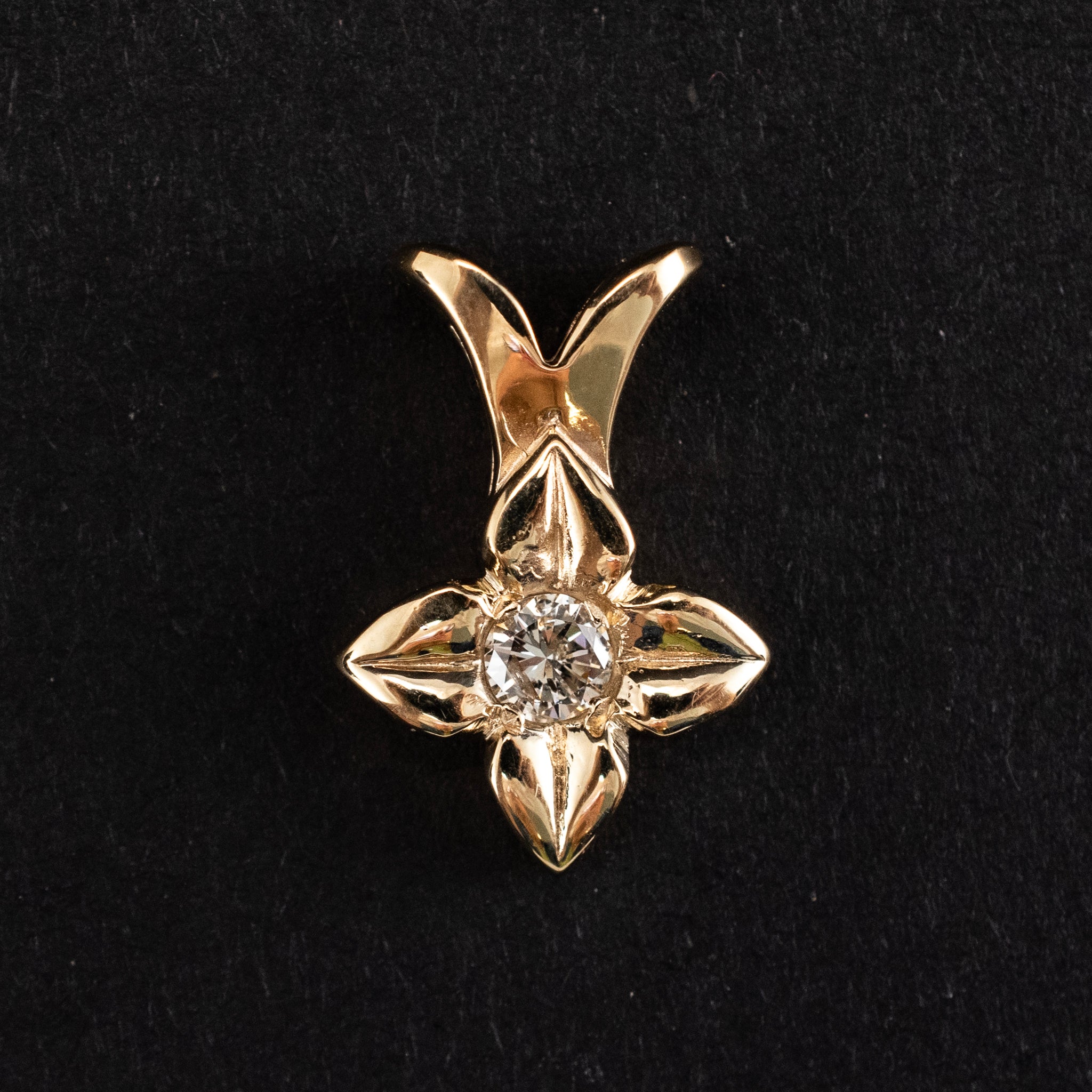 Pendant with Diamonds 14K Yellow Gold Modern Style 451946 available at DJP Jewelers & Luxury Buyers