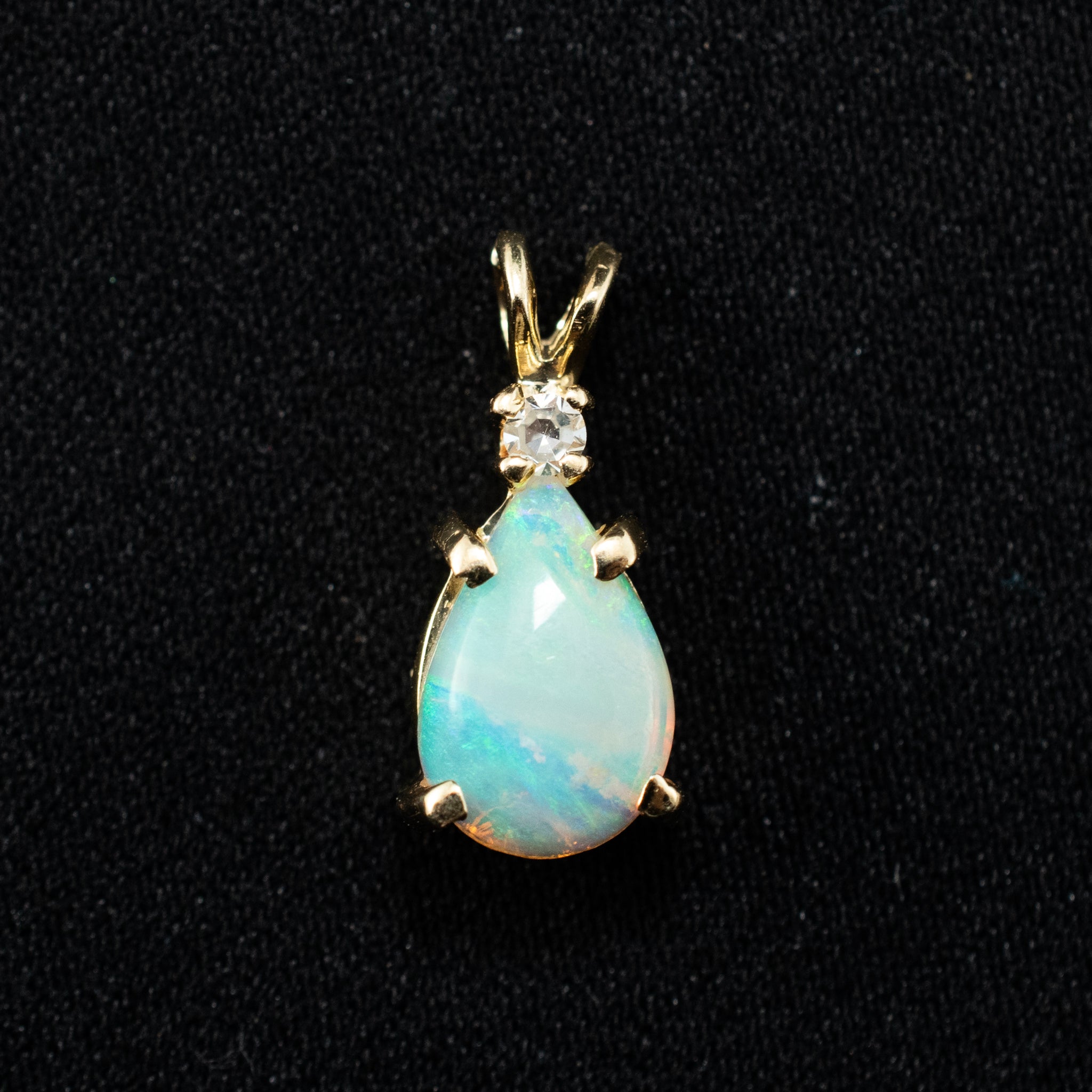 Pendant 14K Yellow Charm Modern Style 451950 DJP Jewelers & Luxury Buyers