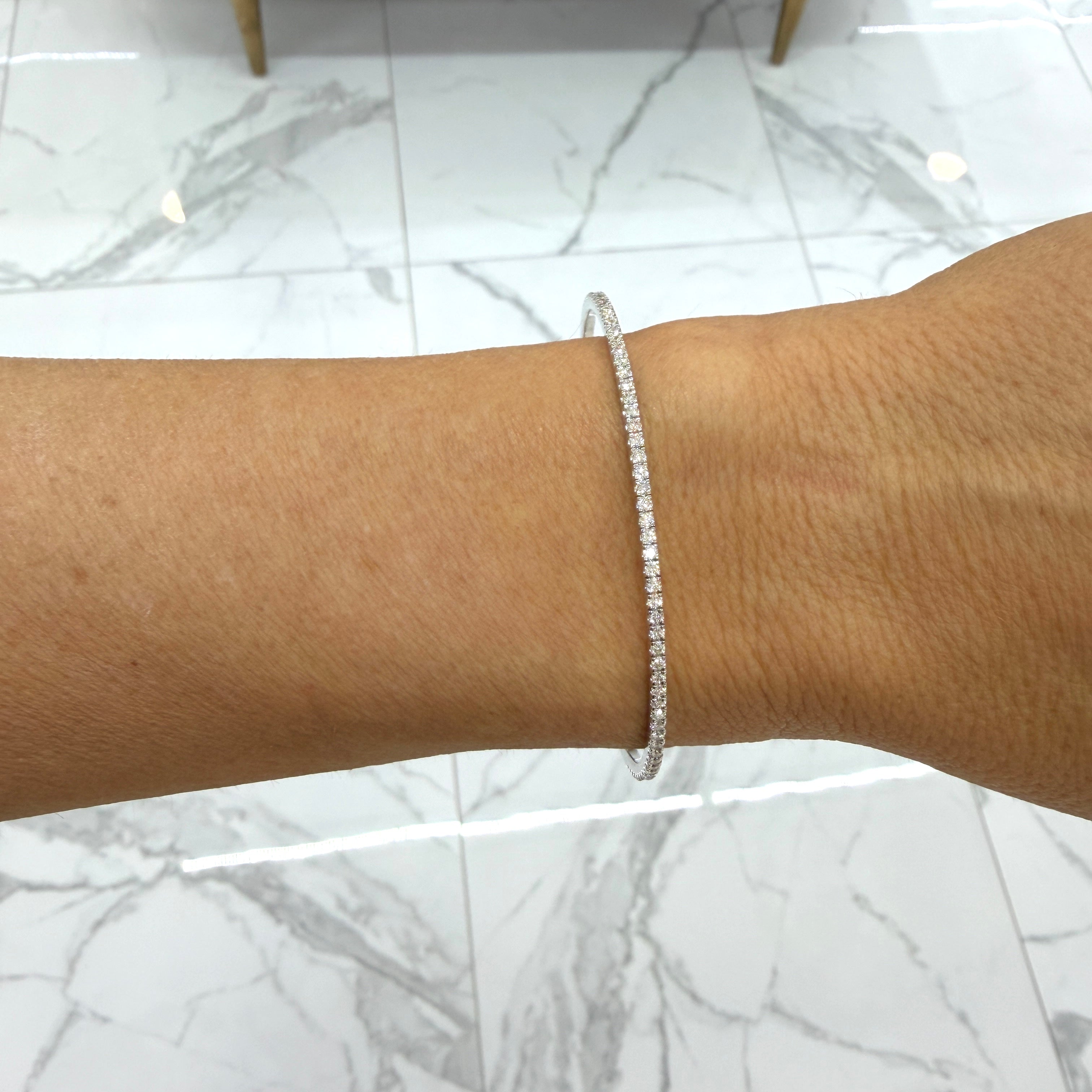 Ladies 14K White Gold 1.50ctw Diamond Flexible Tennis Bangle Bracelet