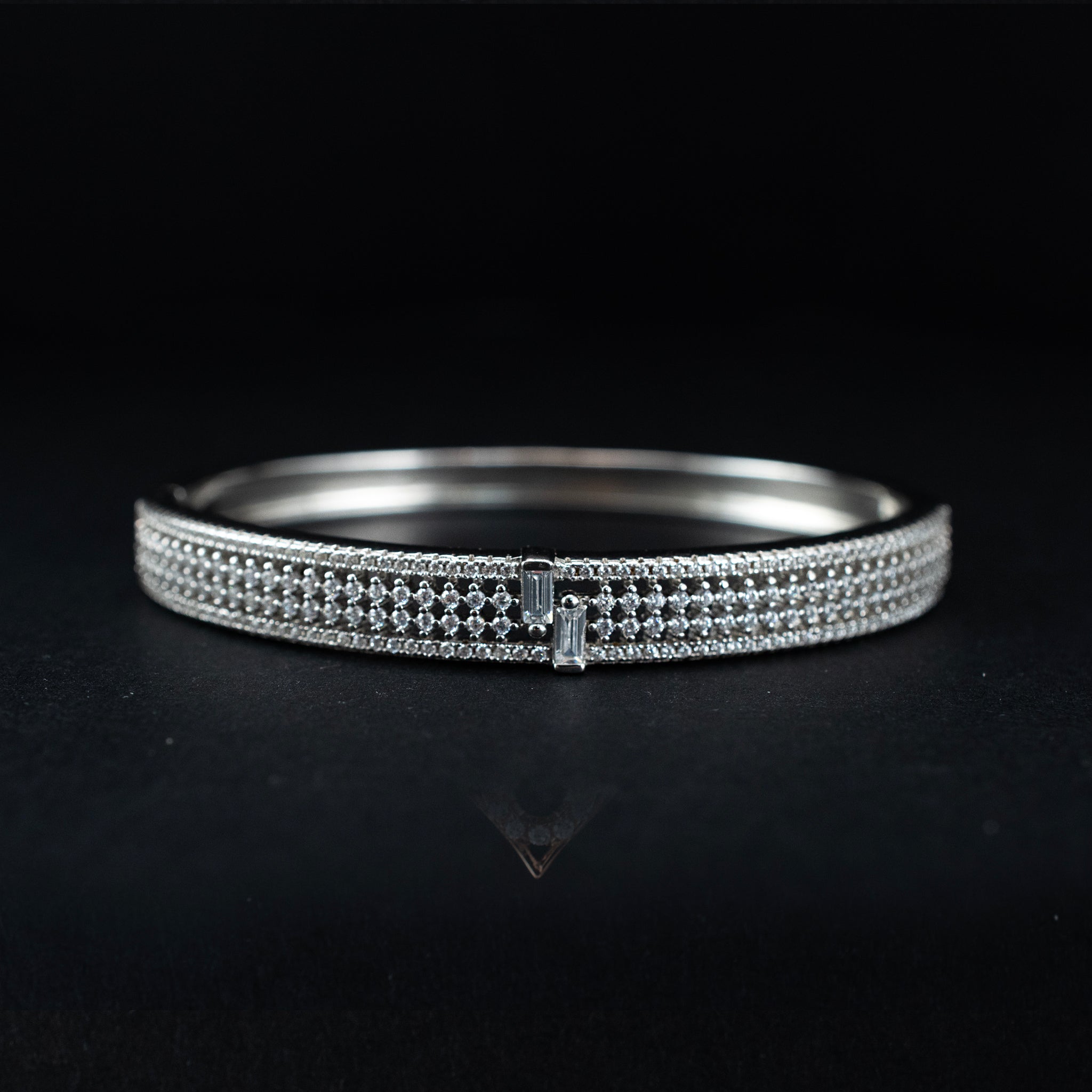 Link Bracelet Sterling Silver Bangle Modern Style 453749 available at DJP Jewelers & Luxury Buyers