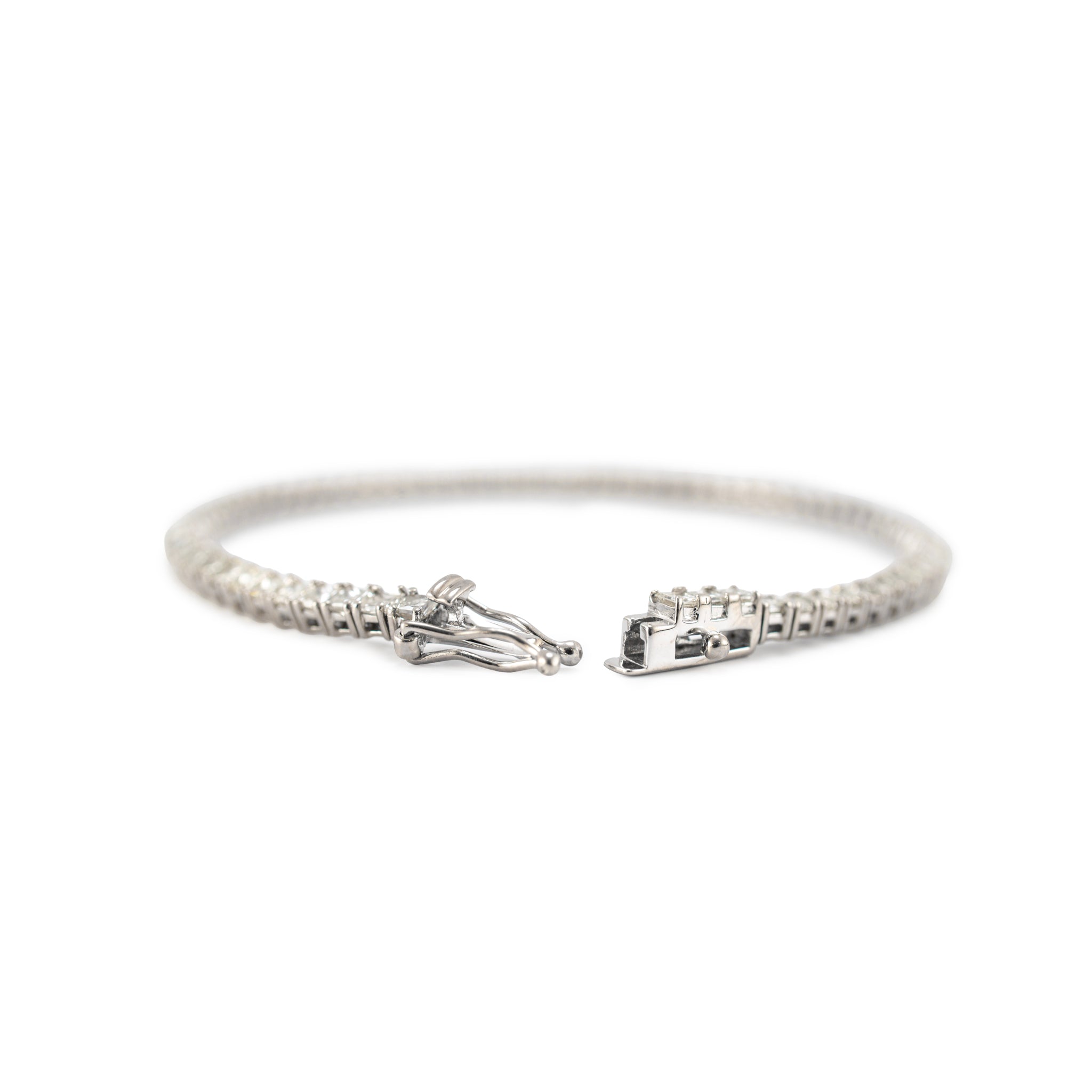 Ladies 18K White Gold 5.84ct Princess Cut Diamond Tennis Bracelet
