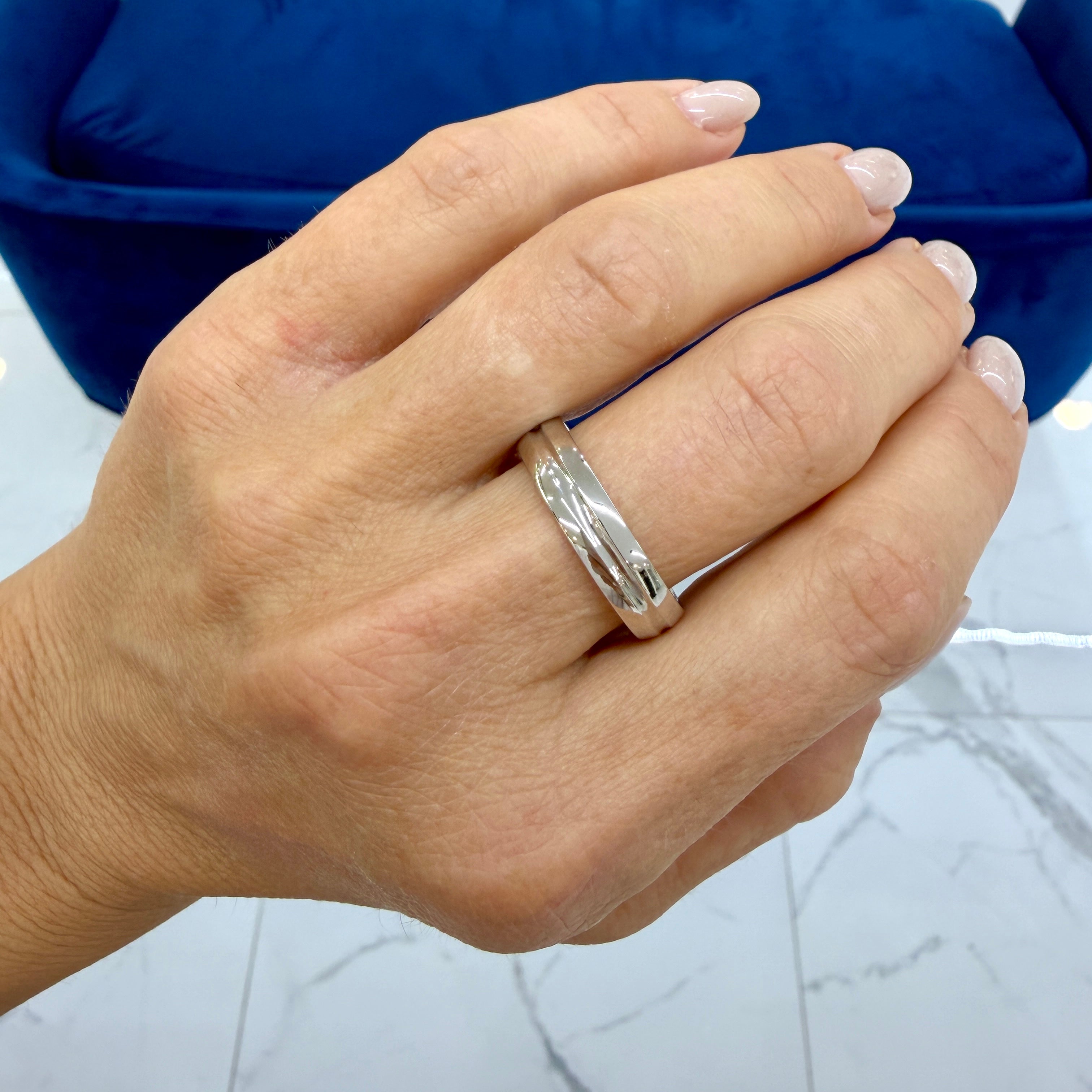 Men’s Tacori Platinum Classic Streamline Finish Wedding Band Ring