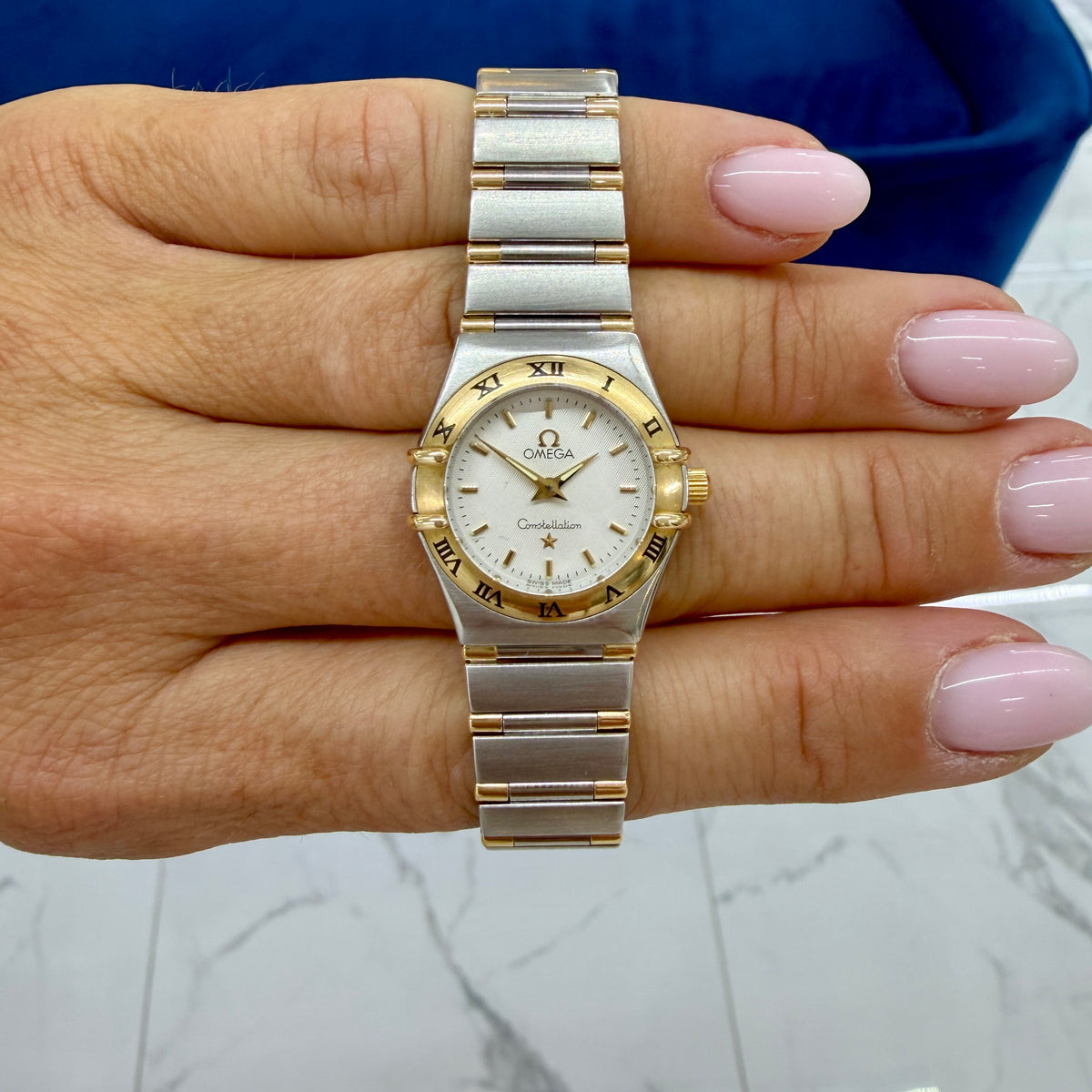 Ladies Omega Constellation Mini 22.5mm 18K Yellow Gold Steel Quartz Watch