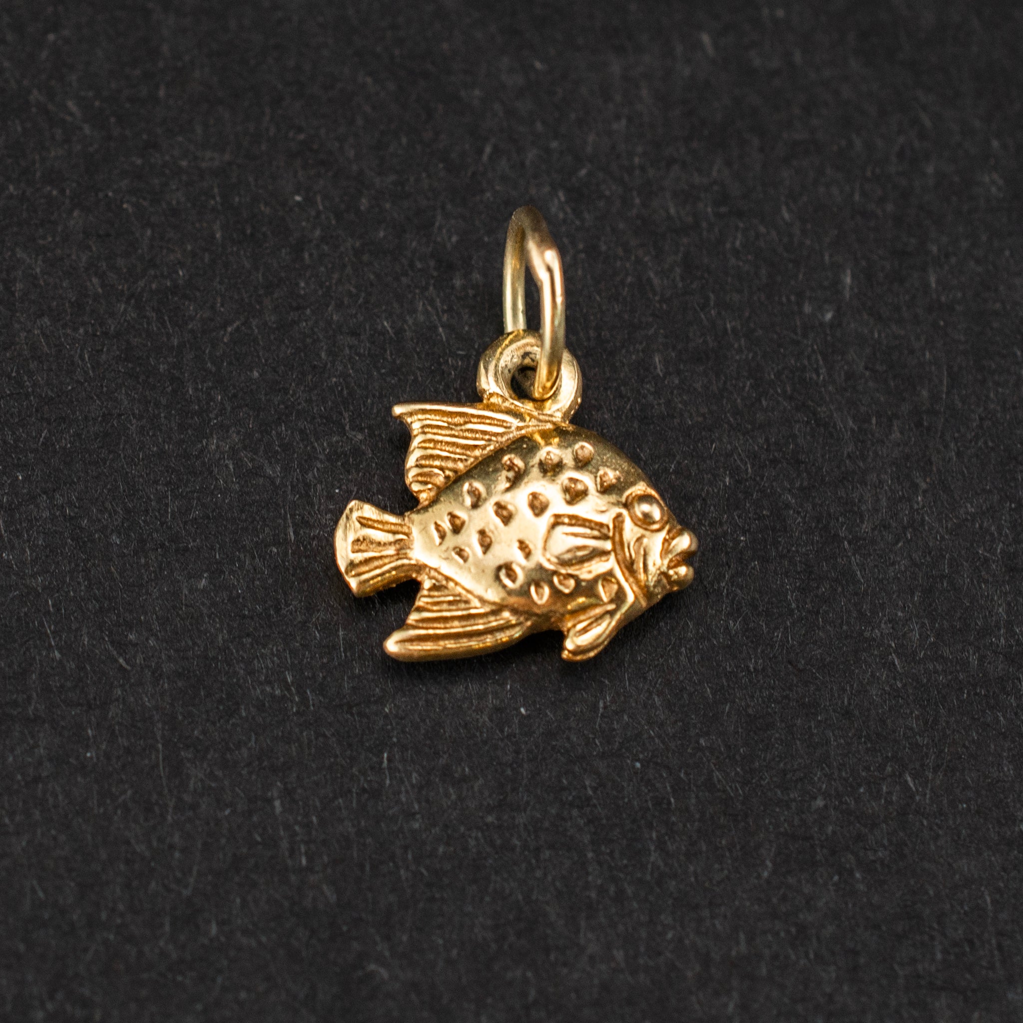 Pendant 14K Yellow Gold Vintage 454940 available at DJP Jewelers & Luxury Buyers