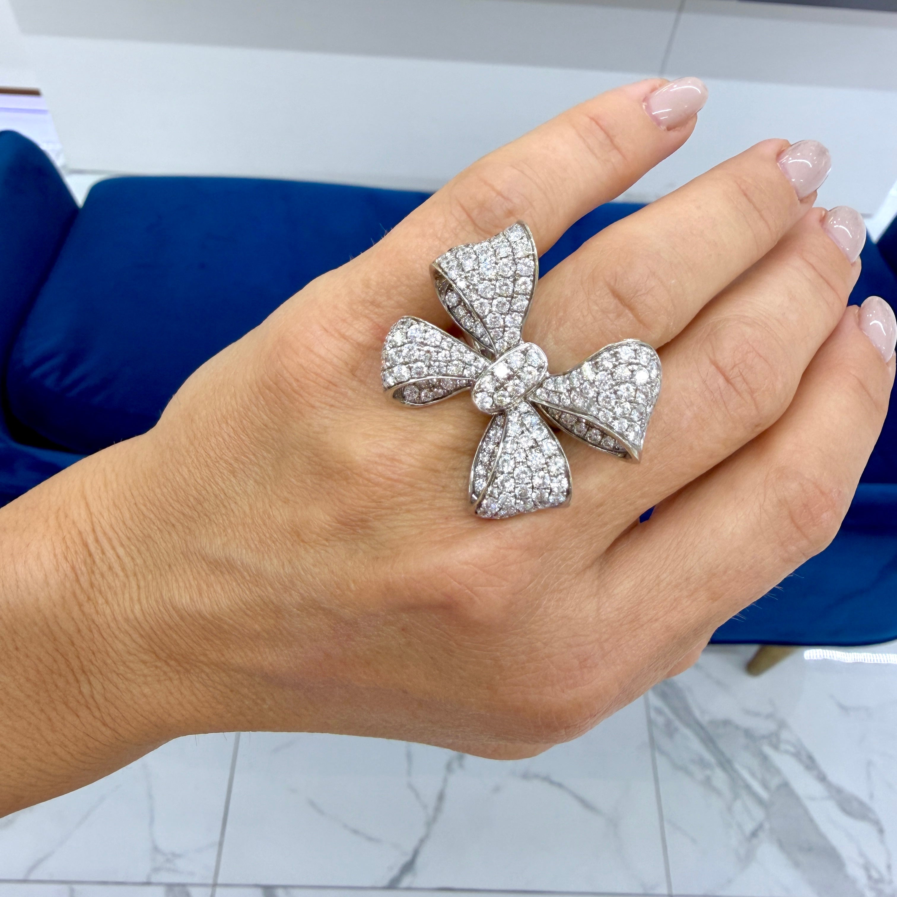 Ladies 18K White Gold 5.00ctw Pave Diamond Bow Statement Cocktail Ring