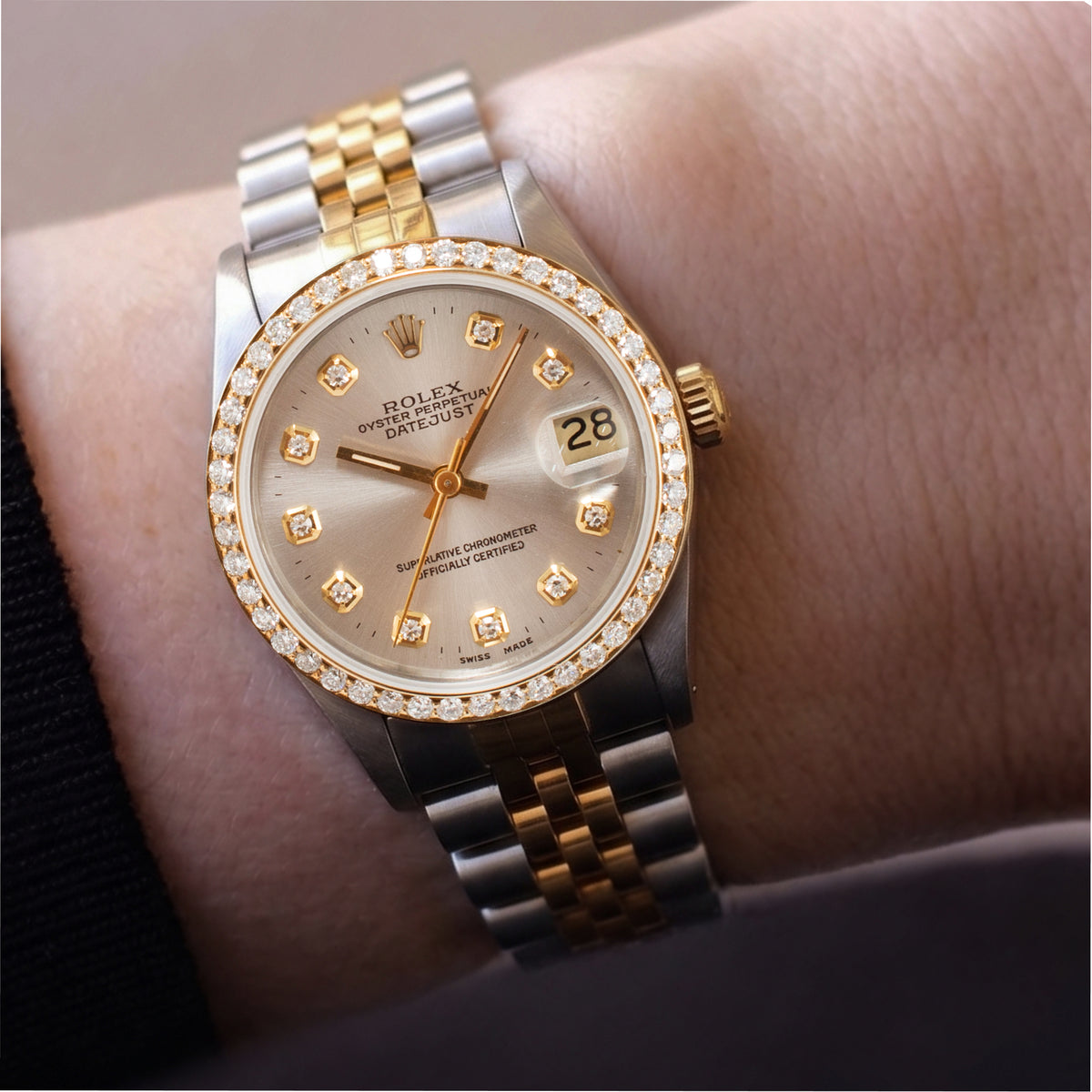 Ladies Rolex Datejust 31MM 68273 Mid Size Diamond 18K Yellow Gold Steel Watch