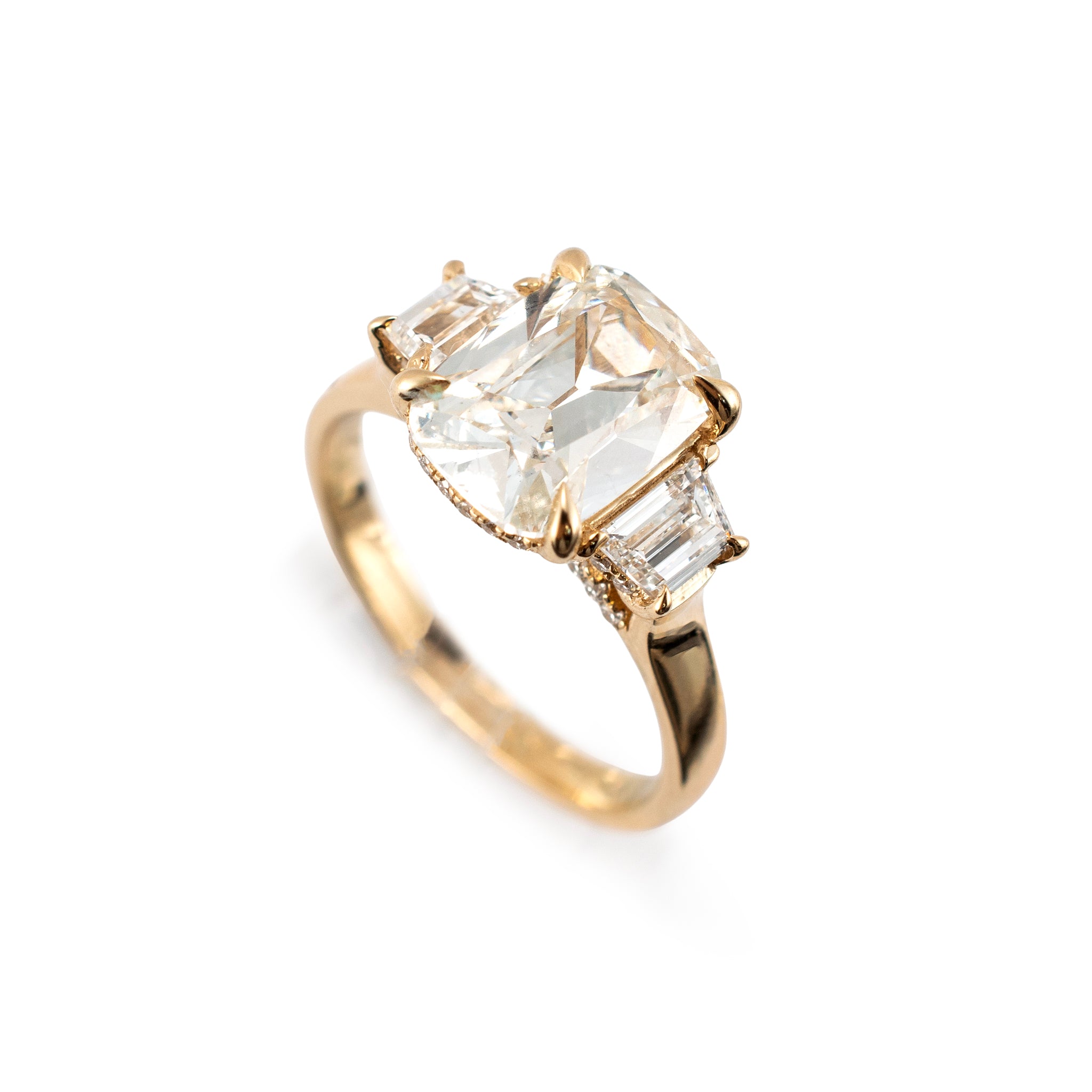 10K Yellow Gold 3.66ctw Igi Lab Grown Diamond Elongated Cushion Engagement Ring