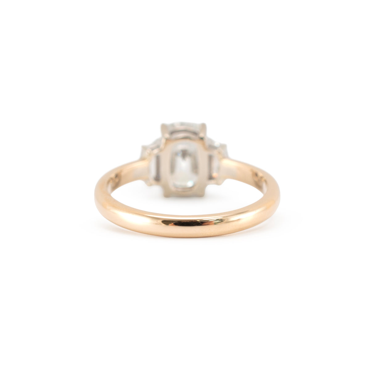 14K Yellow Gold 2.28ctw Igi Lab Grown Diamond Elongated Cushion Engagement Ring