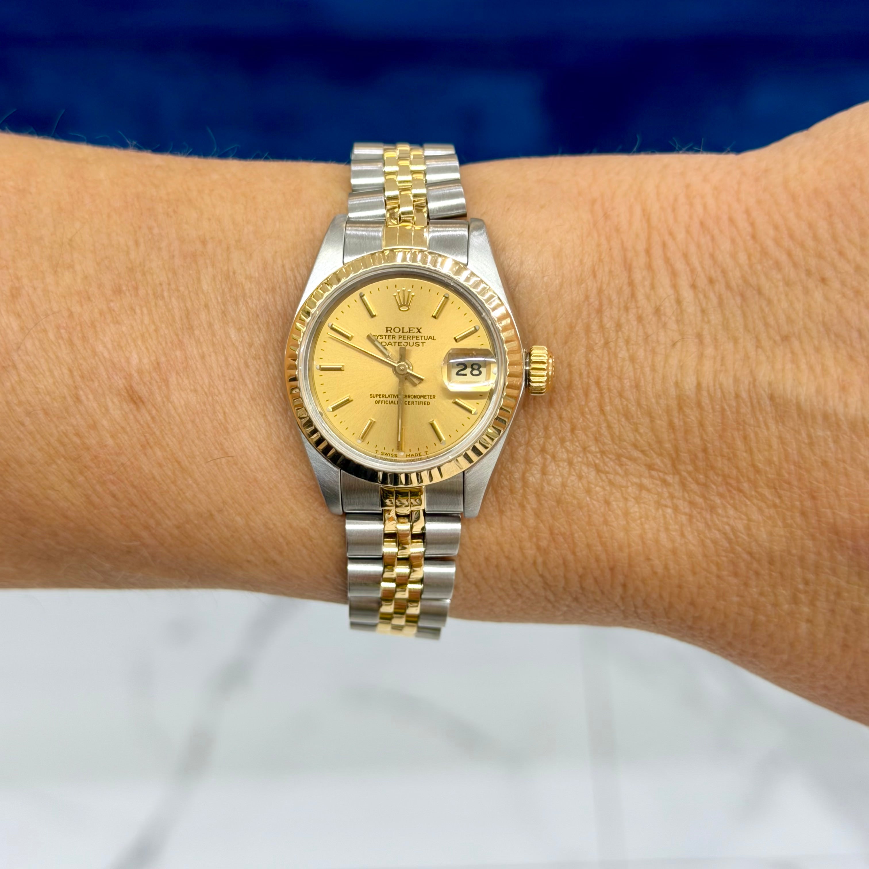 Ladies Rolex Datejust 26MM 69173 Champaign Dial 18K Yellow Gold Steel Watch