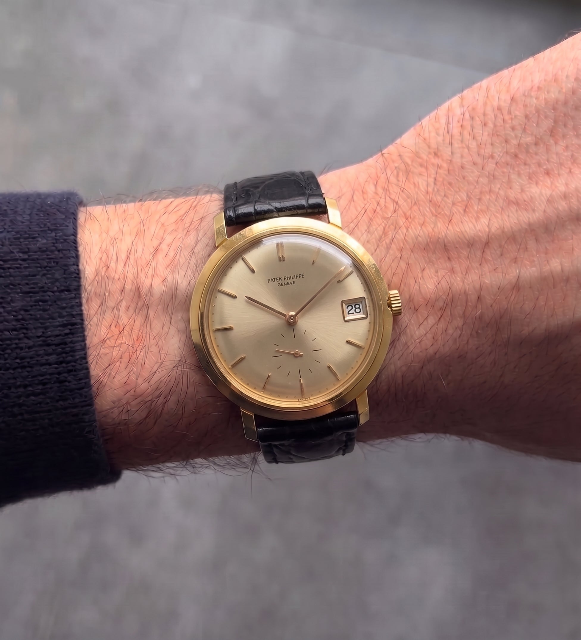 Vintage Patek Philippe Calatrava 35MM 3445 Sapphire 18K Yellow Gold Watch