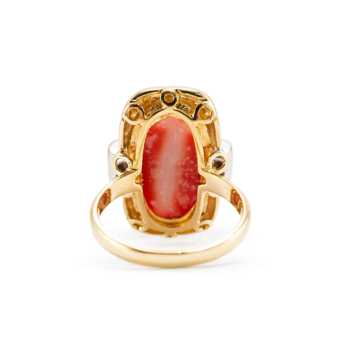 Vintage 18K Yellow Gold 3.84ctw Cabochon Salmon Coral Diamond Cocktail Ring