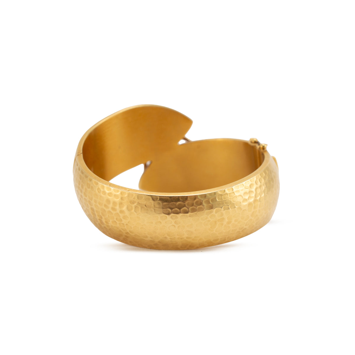 Vintage 18K Yellow Gold Criss-Cross Hammered Wide Bold Statement Bangle Bracelet