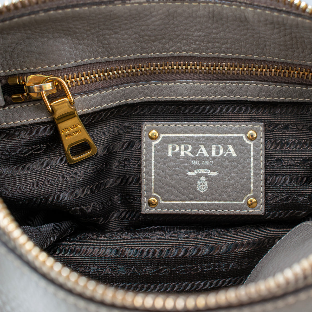 Prada Vitello Daino Sacca Manici Convertible Pebbled Leather Gray Tote Bag